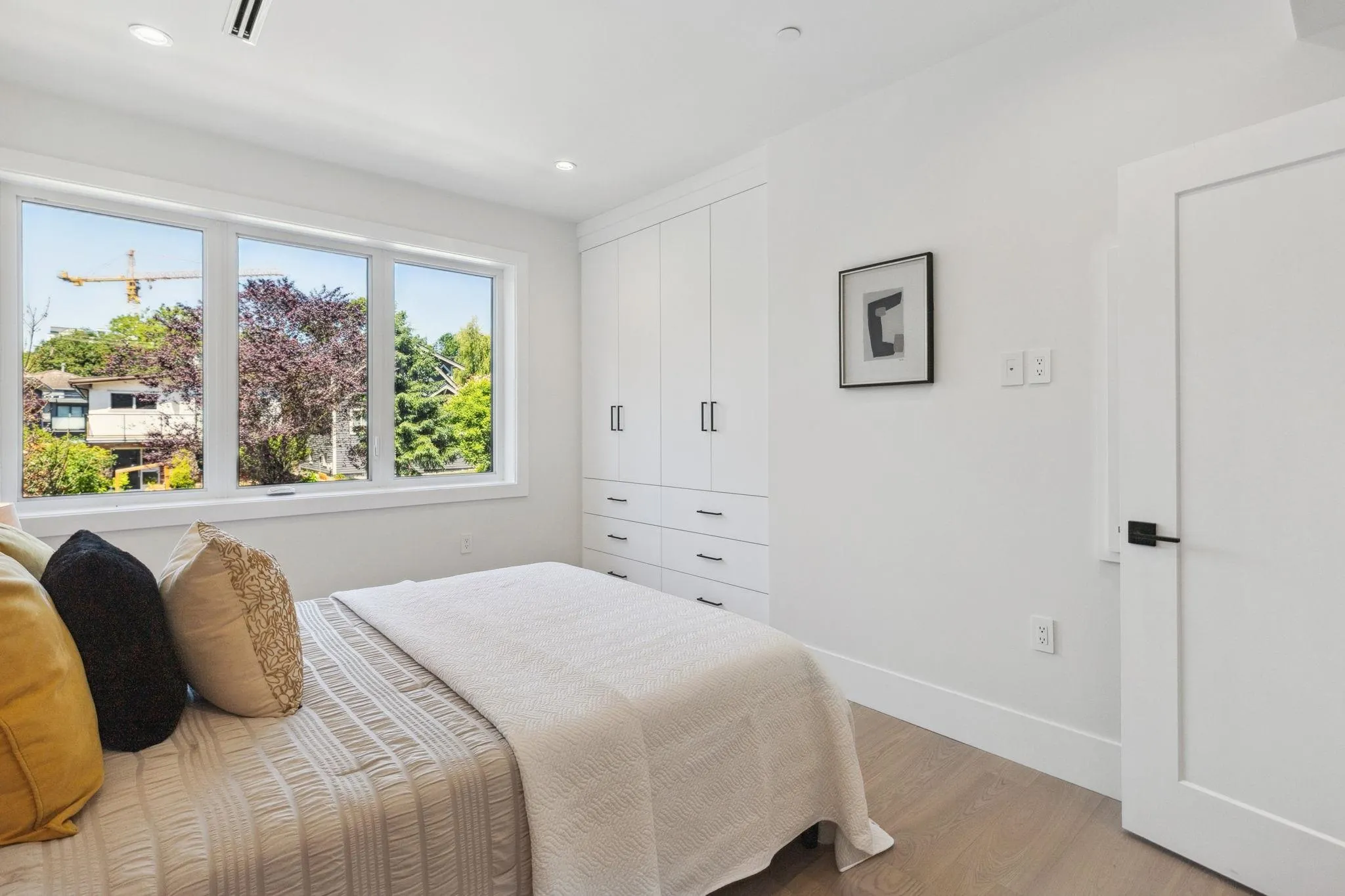#1 2244 E 11th Avenue