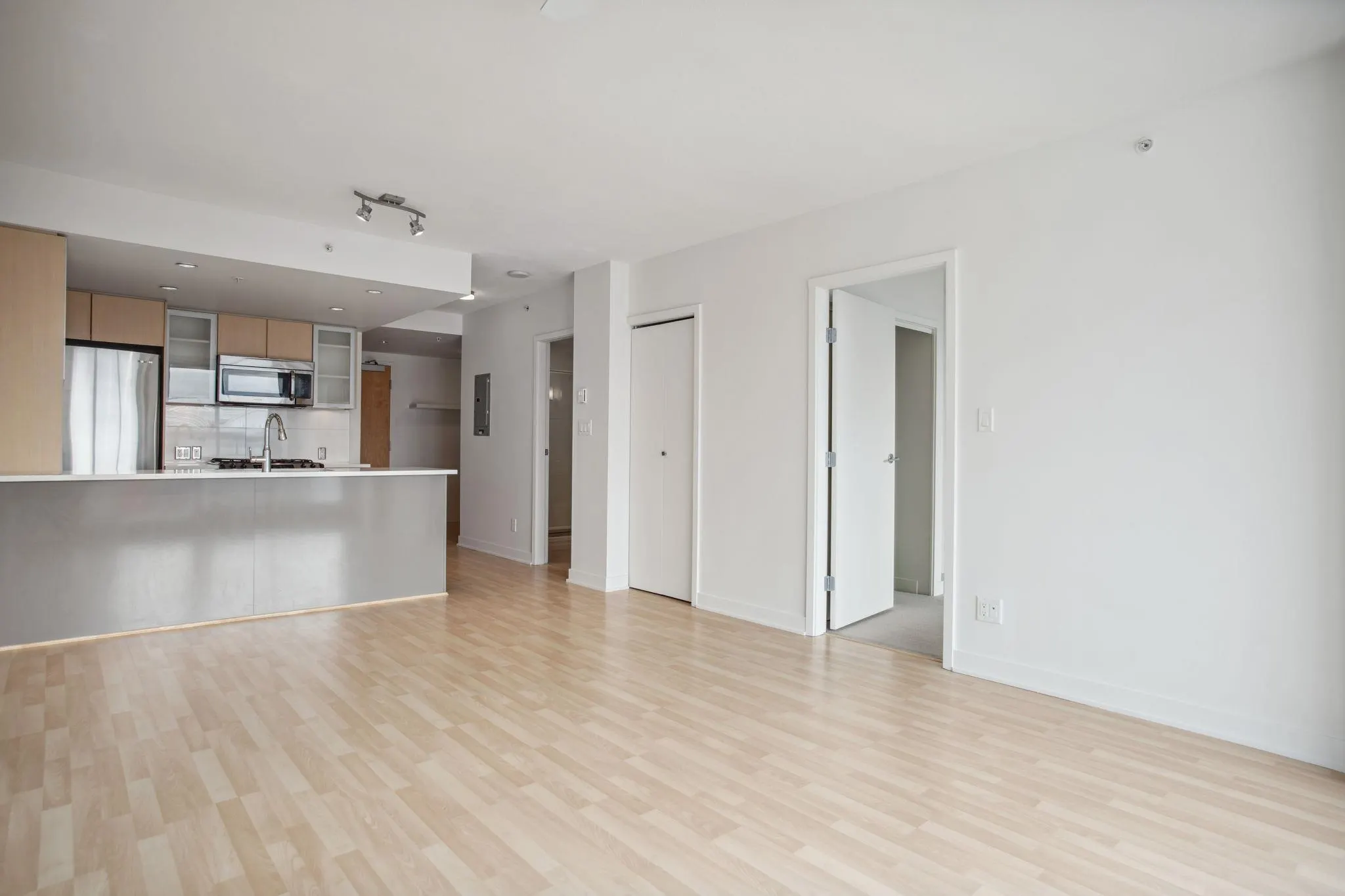 306 7080 No. 3 Road