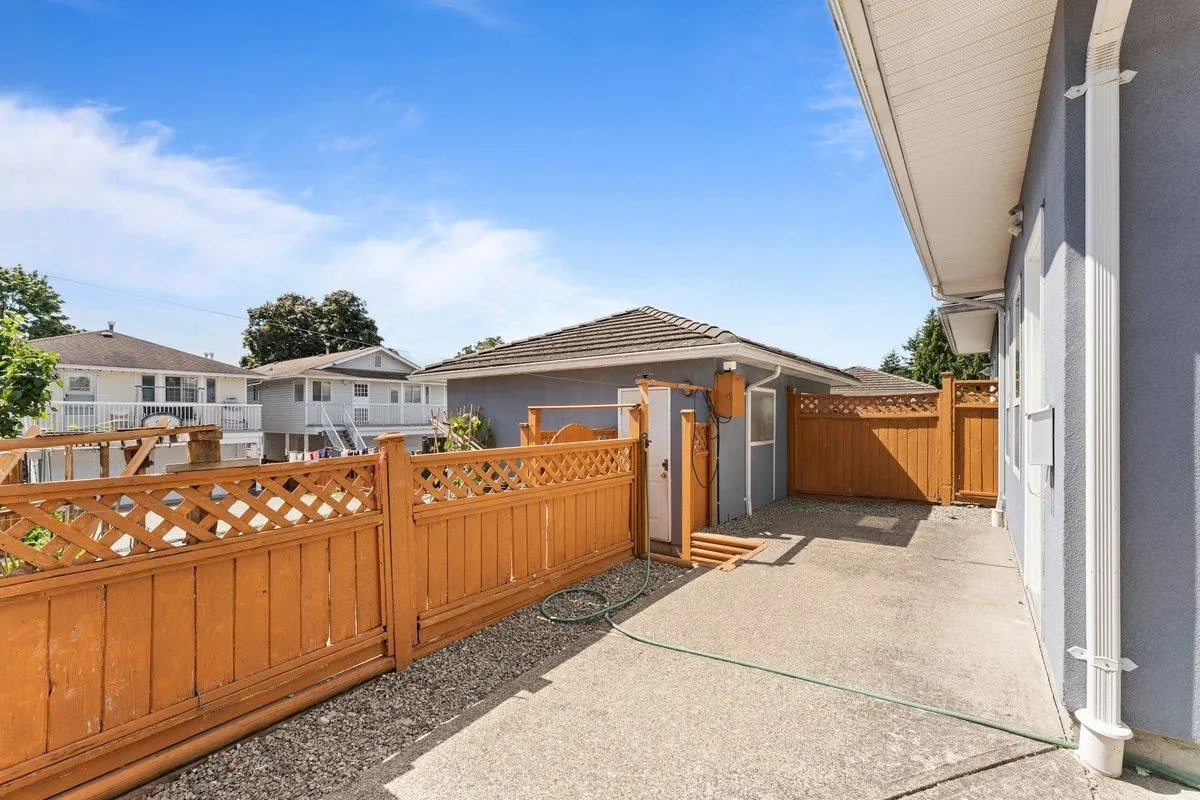 7770 16th Street