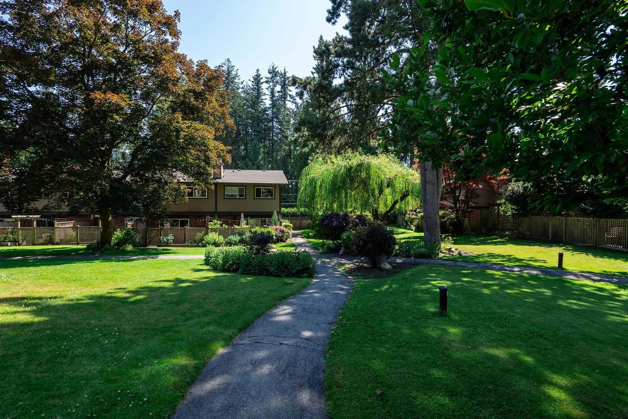 137 3300 Capilano Road
