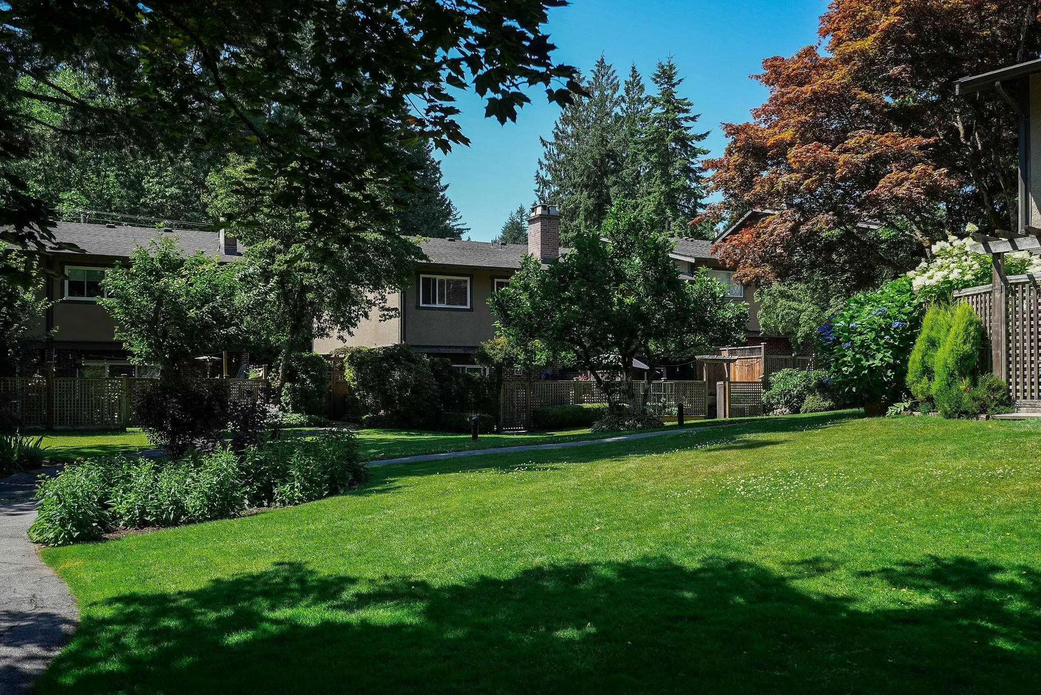 137 3300 Capilano Road