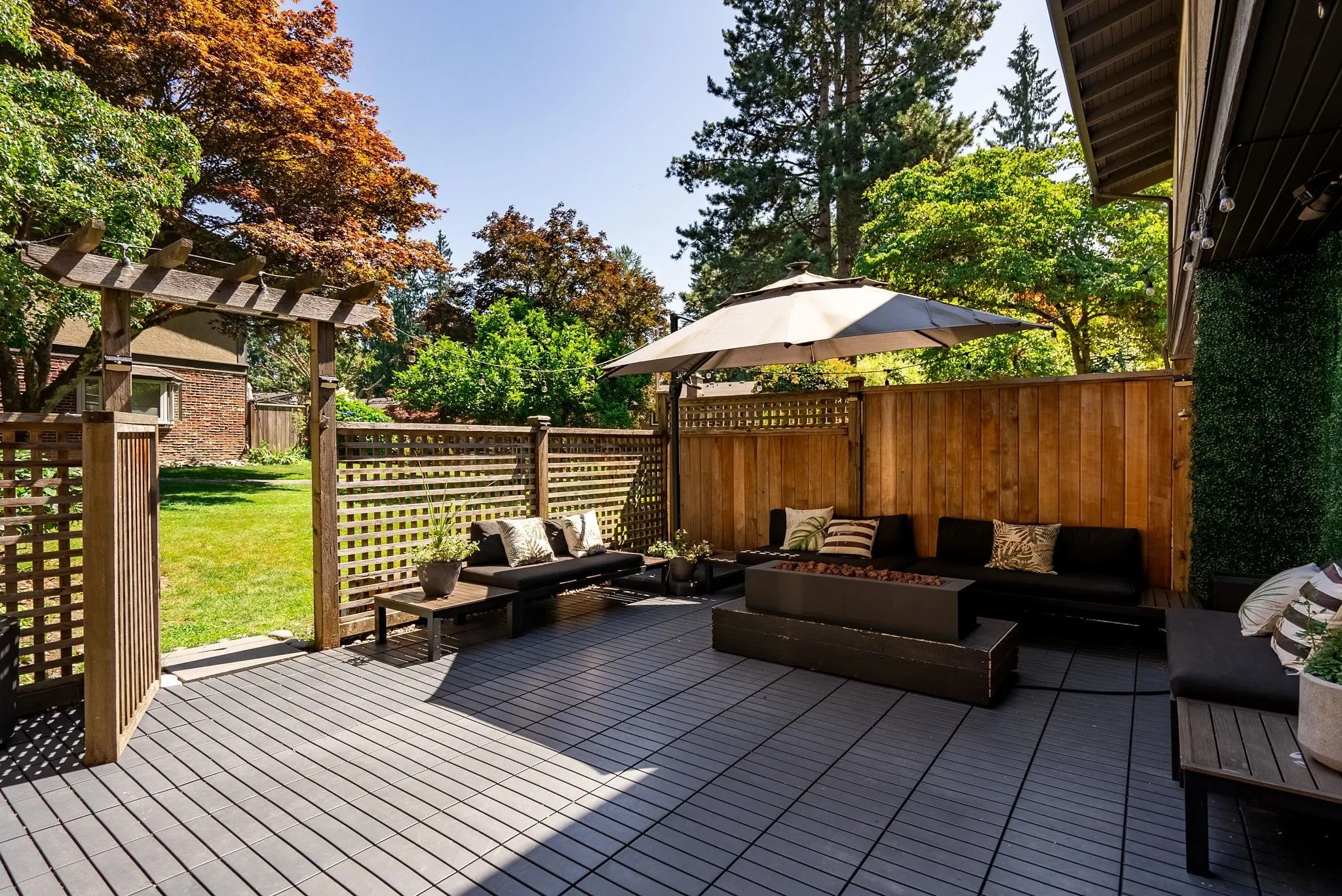 137 3300 Capilano Road