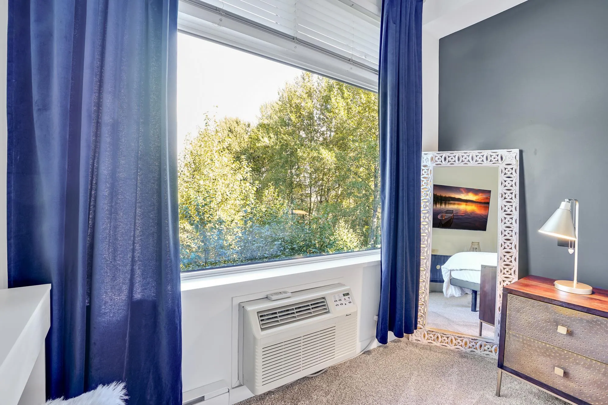 216 2238 Whatcom Road
