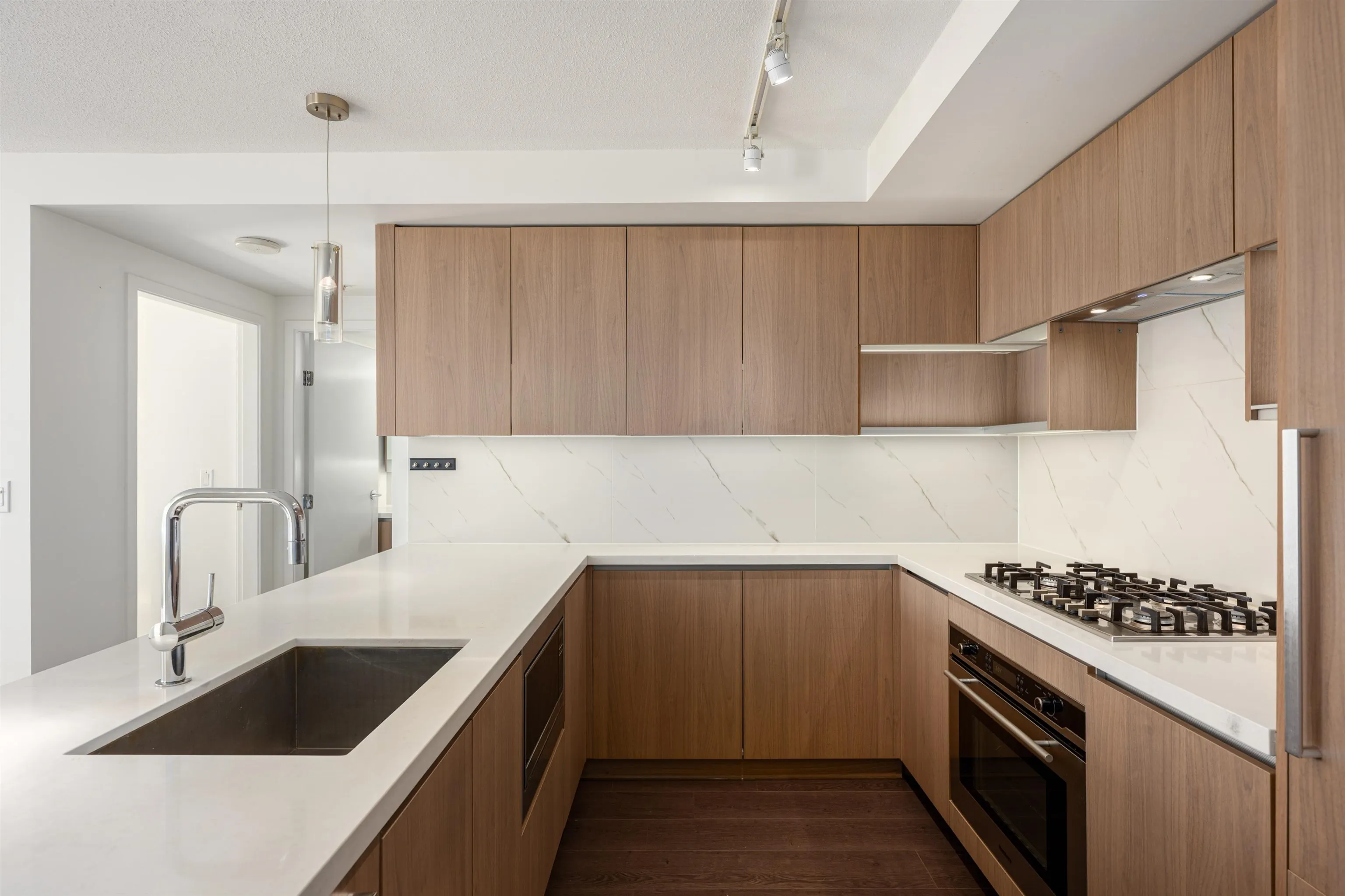 1006 3131 Ketcheson Road