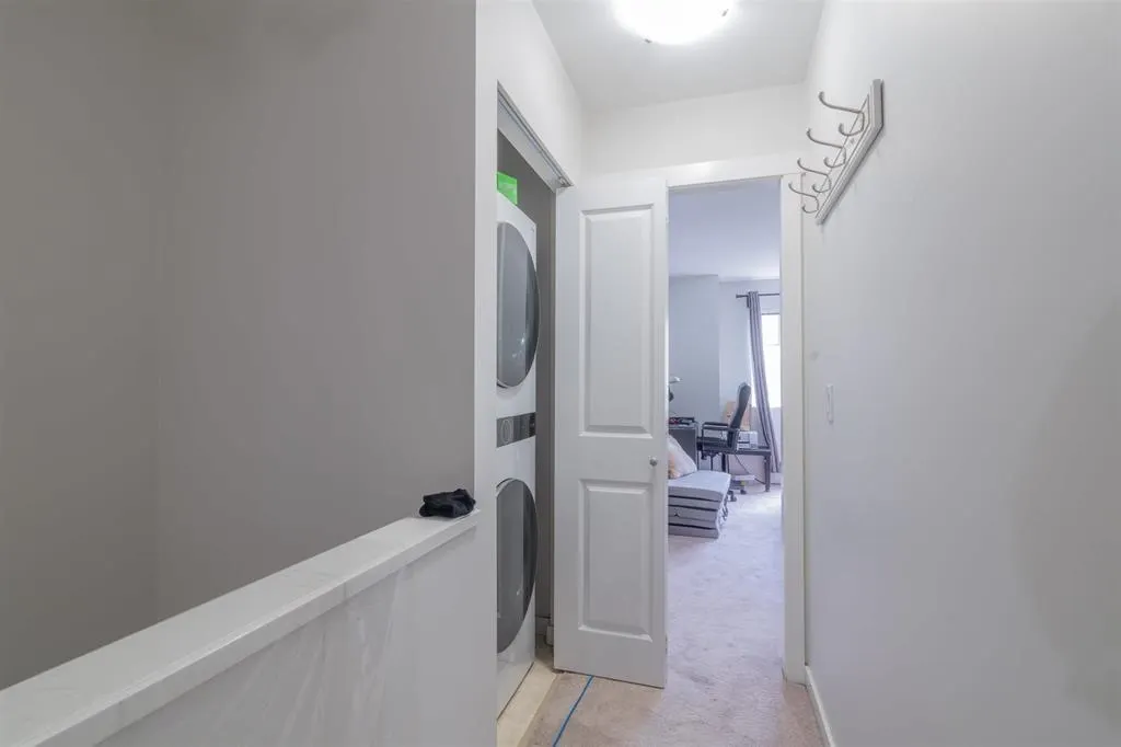 80 12711 64 Avenue