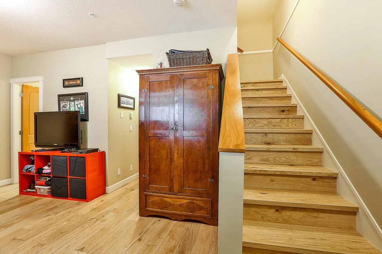 97 8068 207 Street