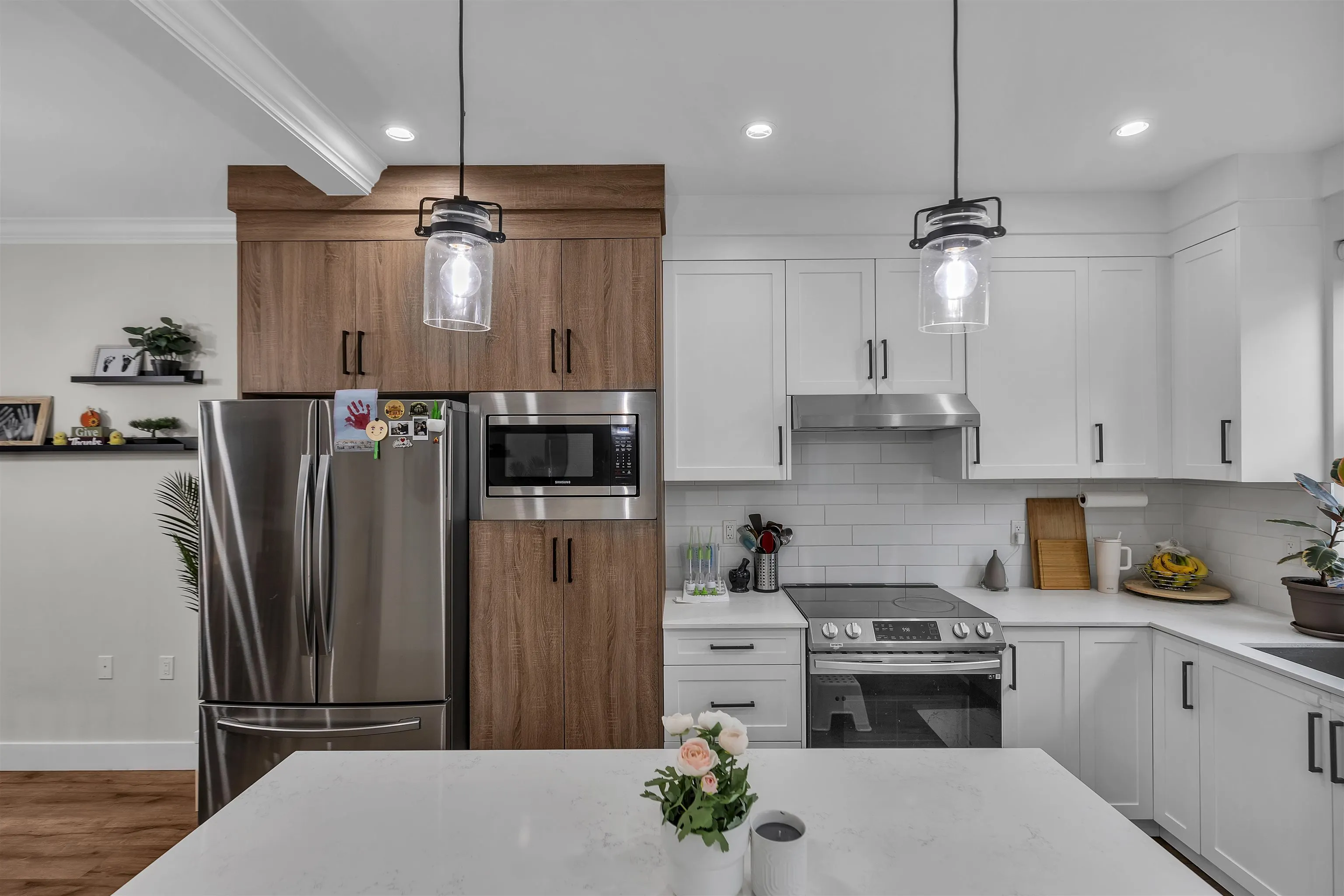 11 2033 Mckenzie Road
