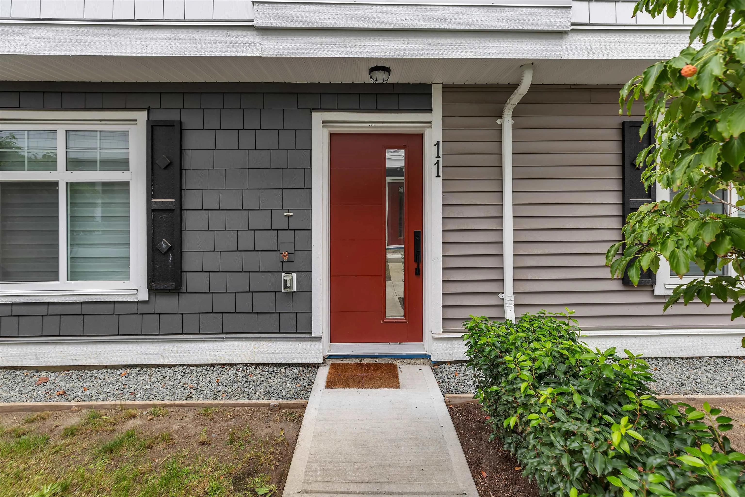 11 2033 Mckenzie Road