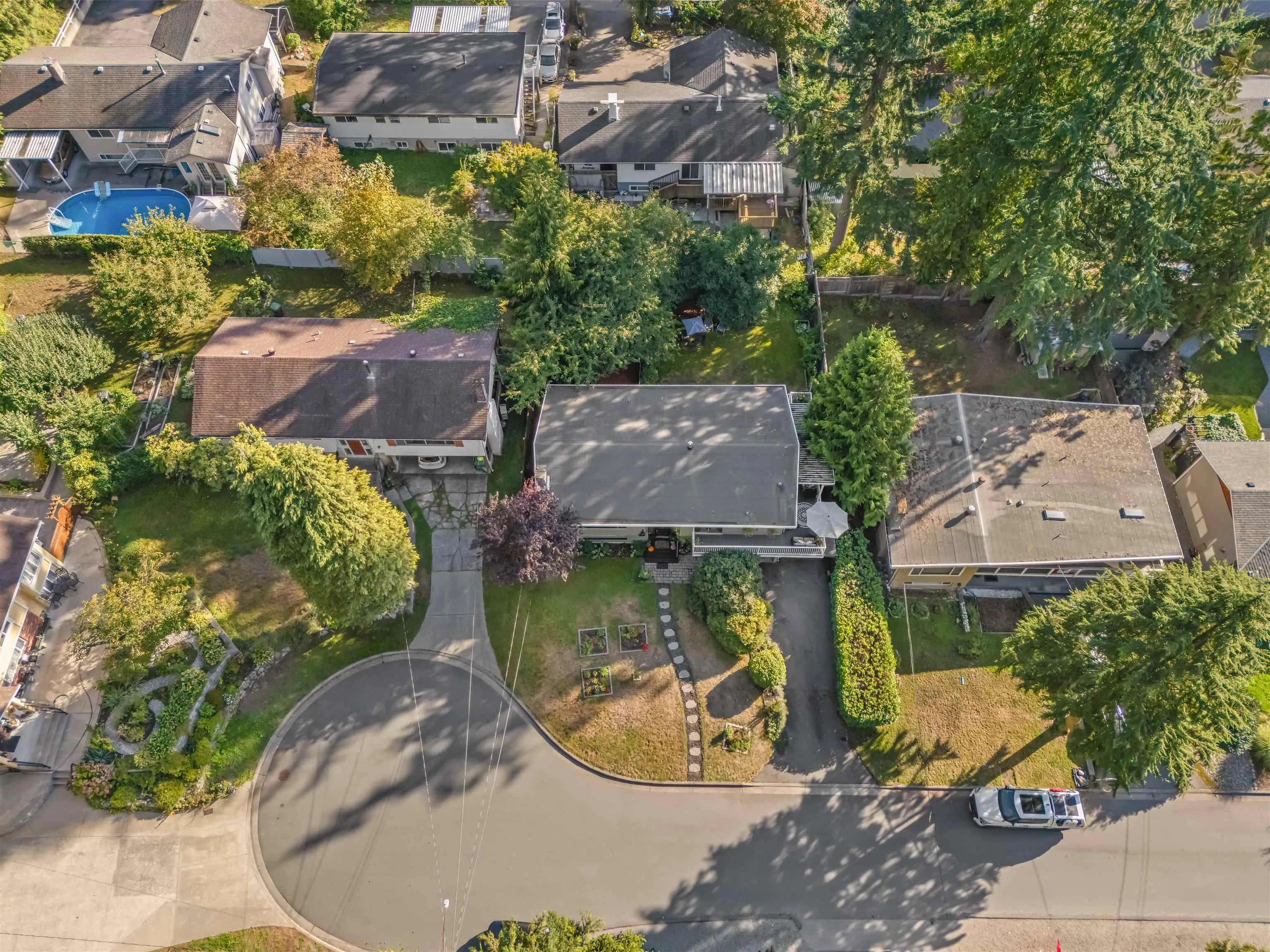 2560 Haversley Avenue