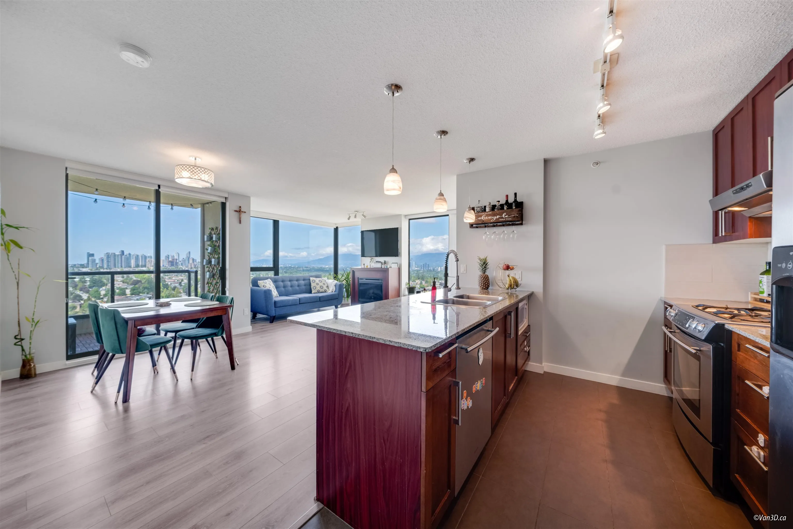 2303 7088 Salisbury Avenue