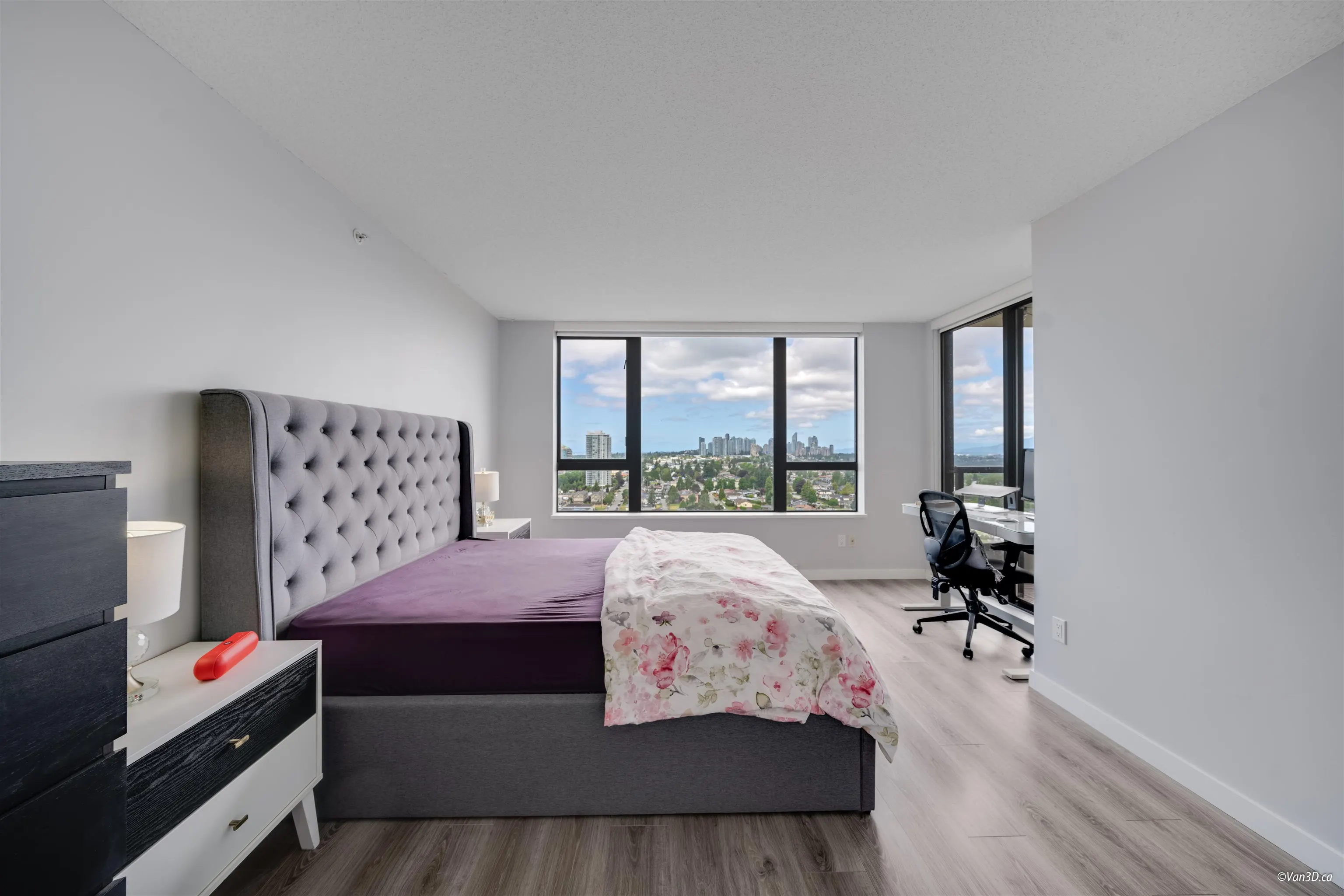 2303 7088 Salisbury Avenue