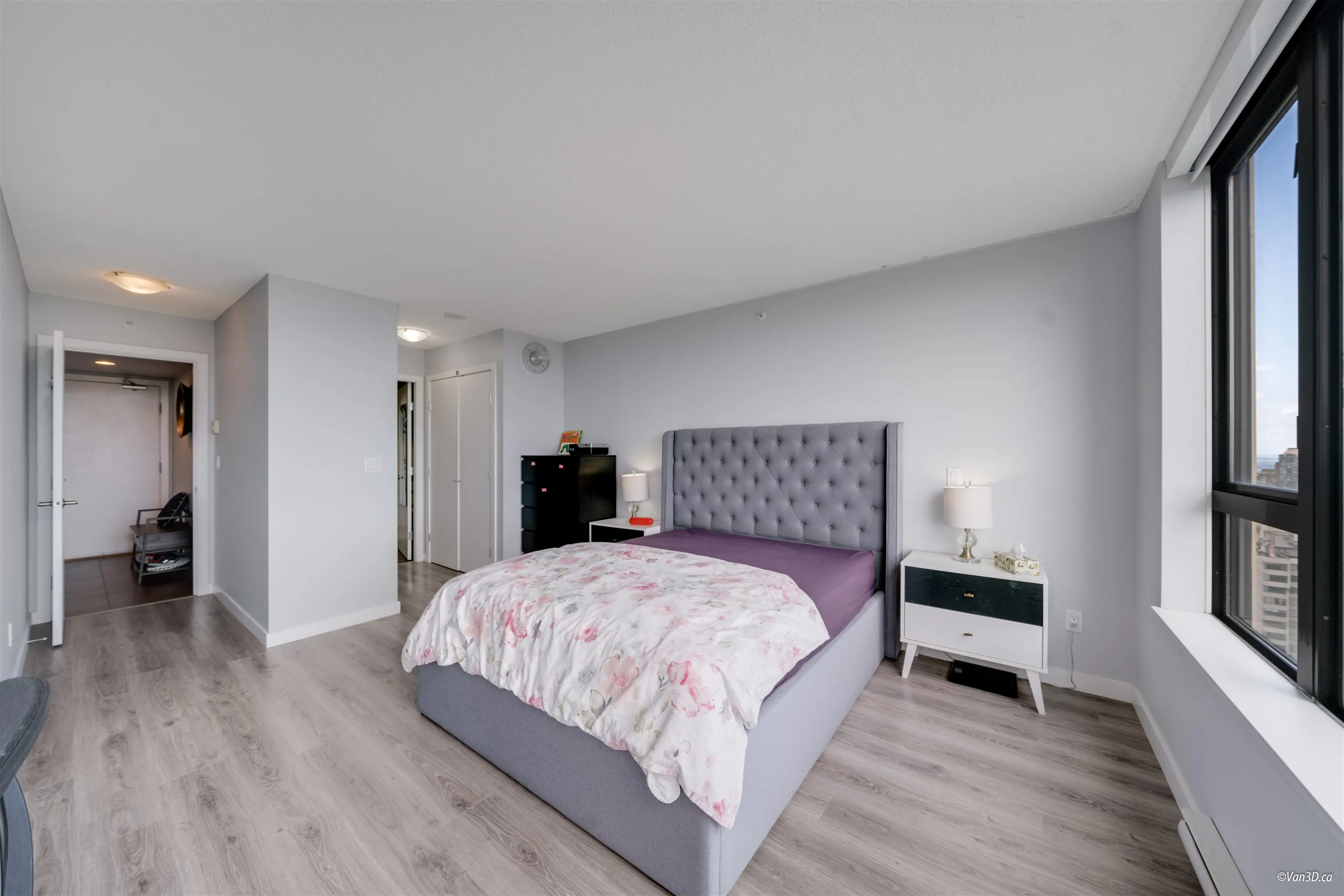 2303 7088 Salisbury Avenue