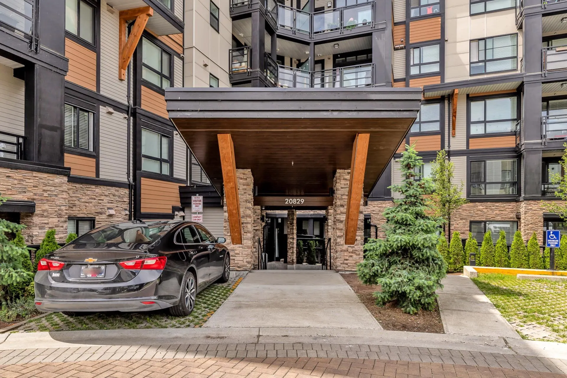 103 20829 77a Avenue