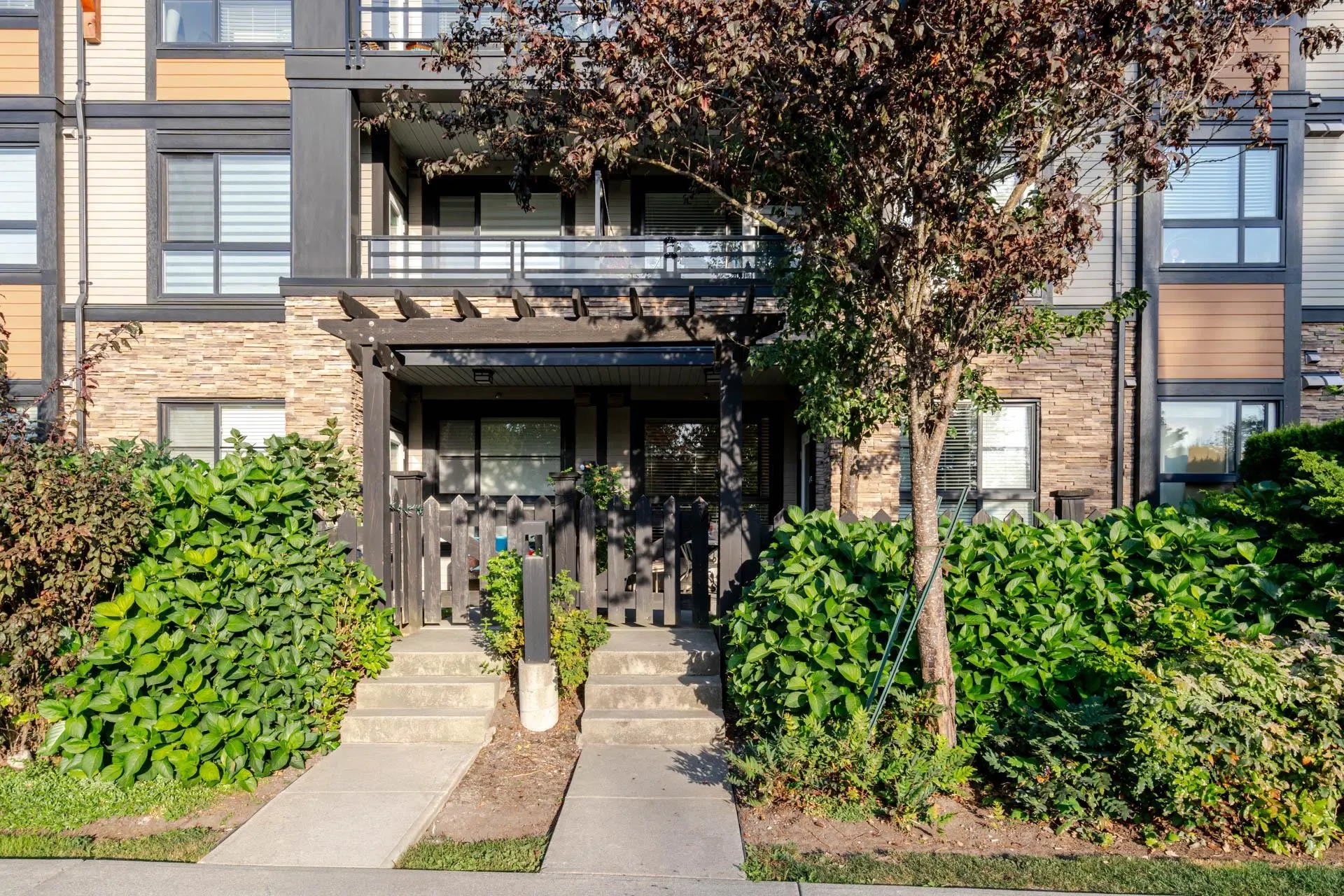 103 20829 77a Avenue