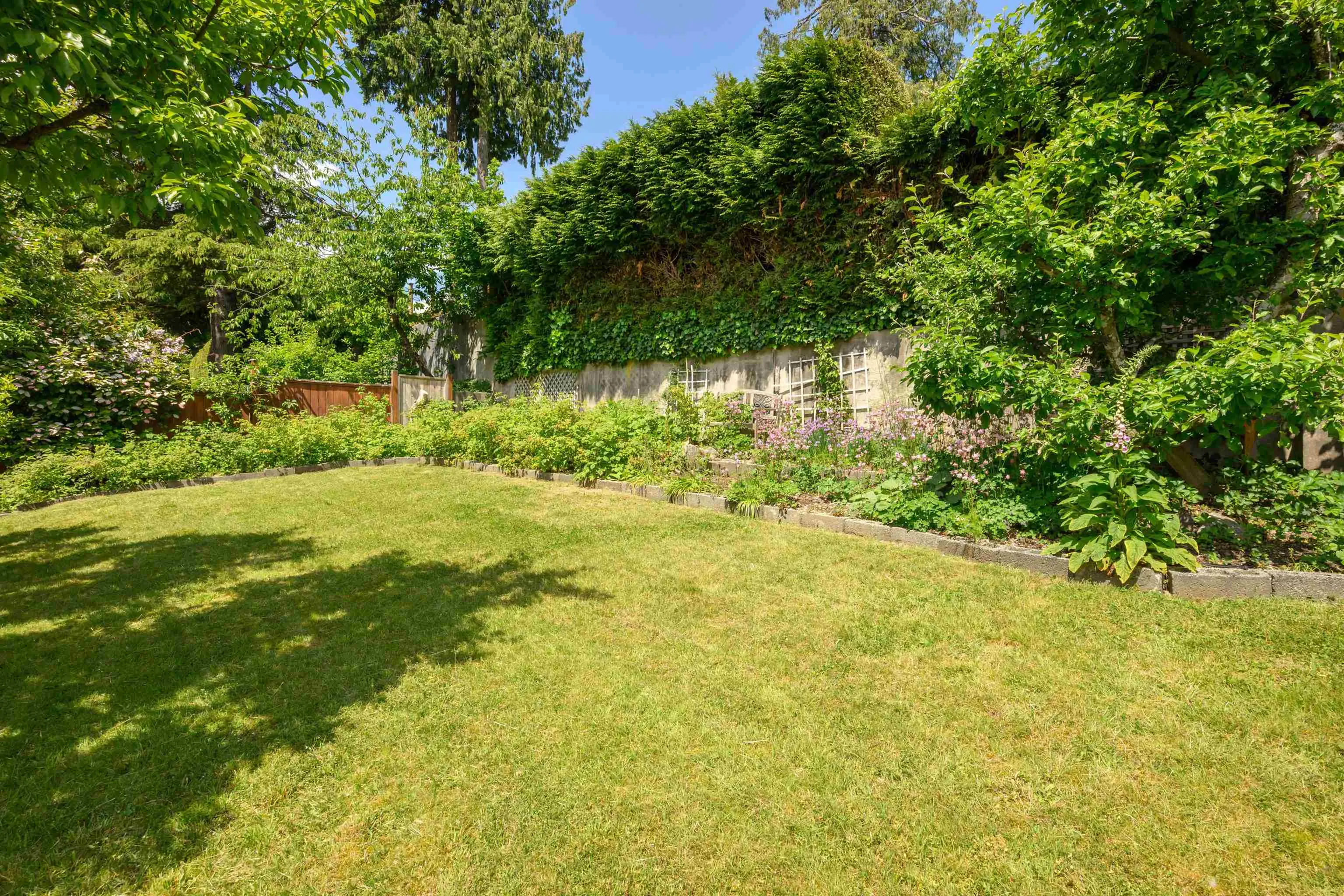 2527 Arundel Lane