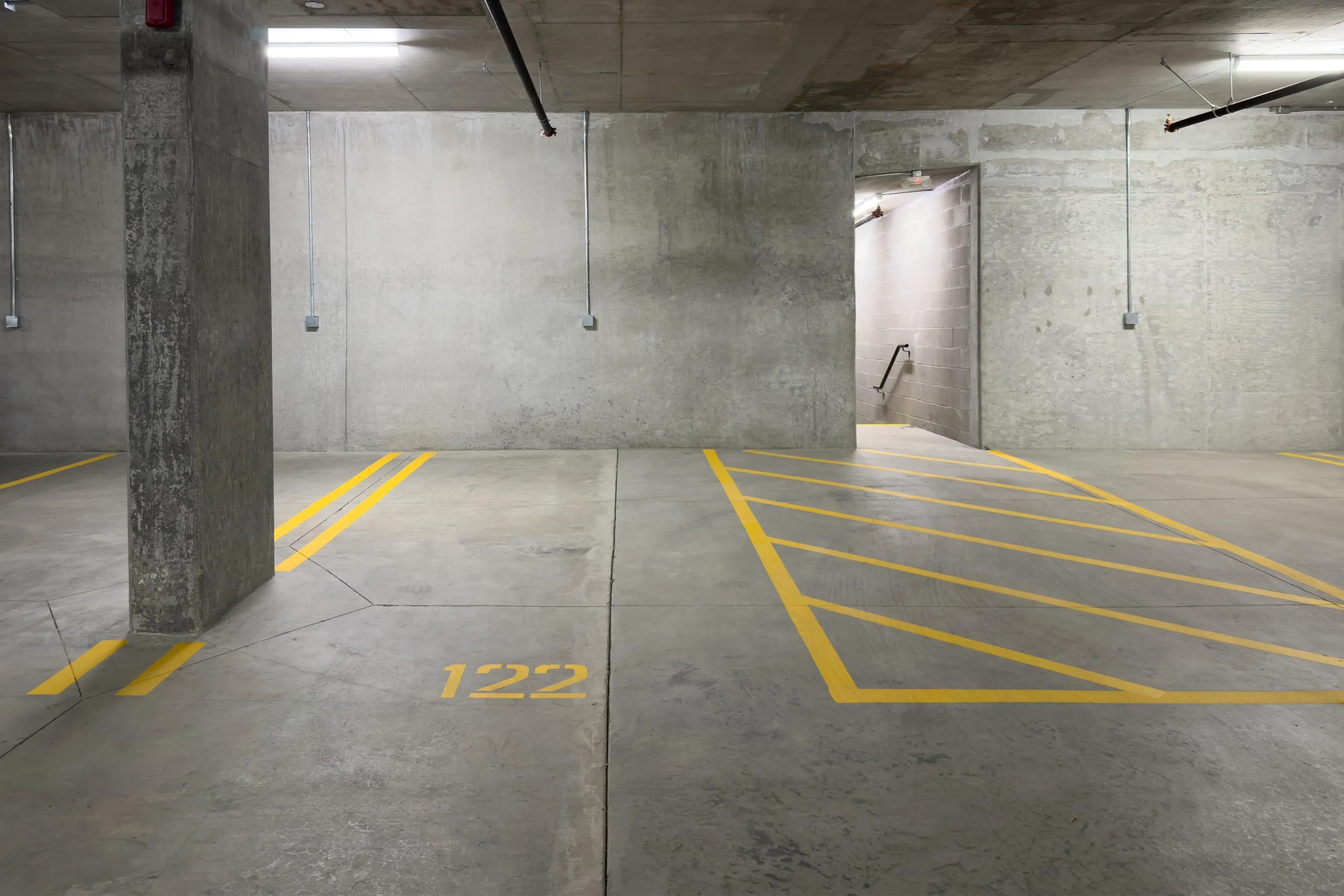 406 2002 St. George Street