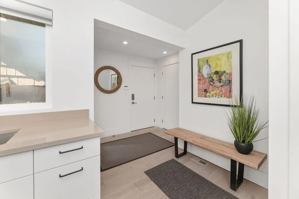 502 Spyglass Place
