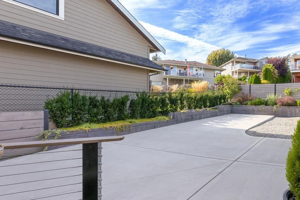 502 Spyglass Place