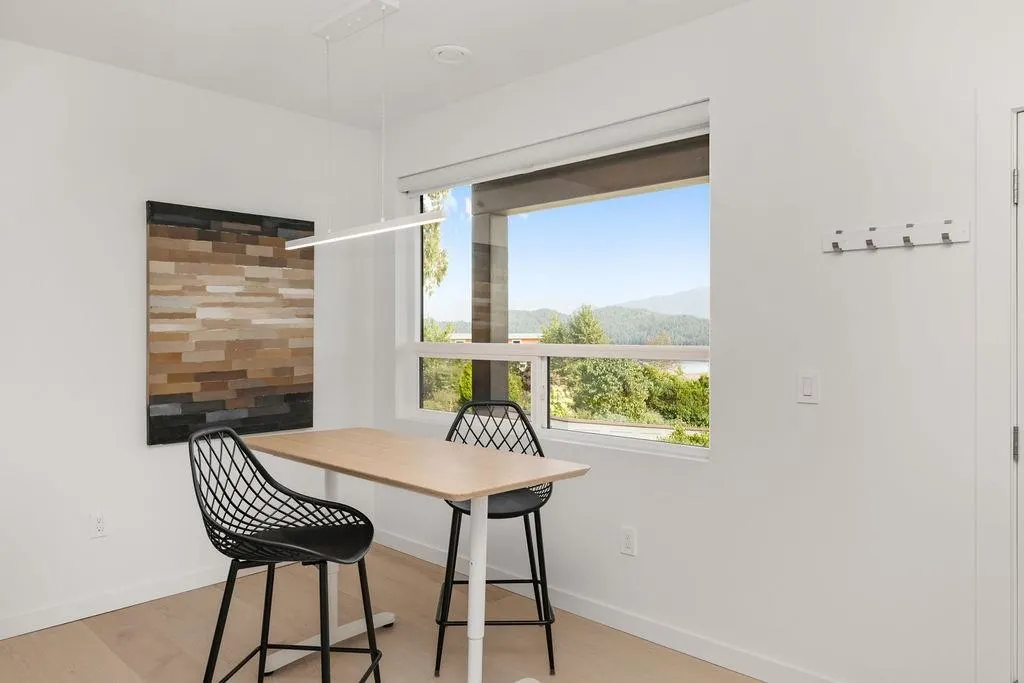 502 Spyglass Place