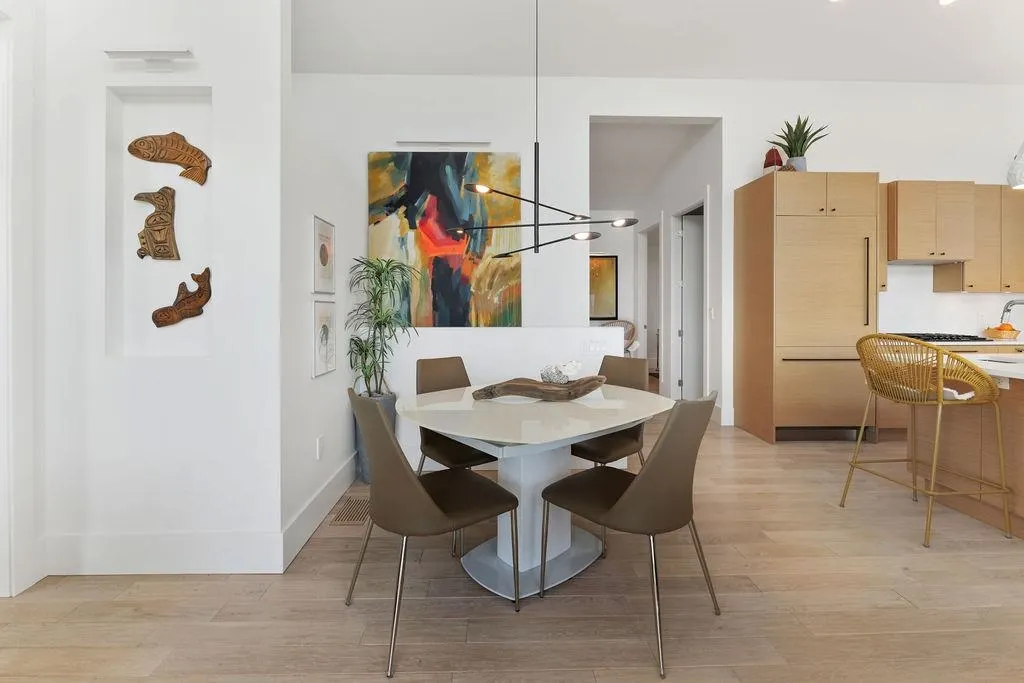 502 Spyglass Place