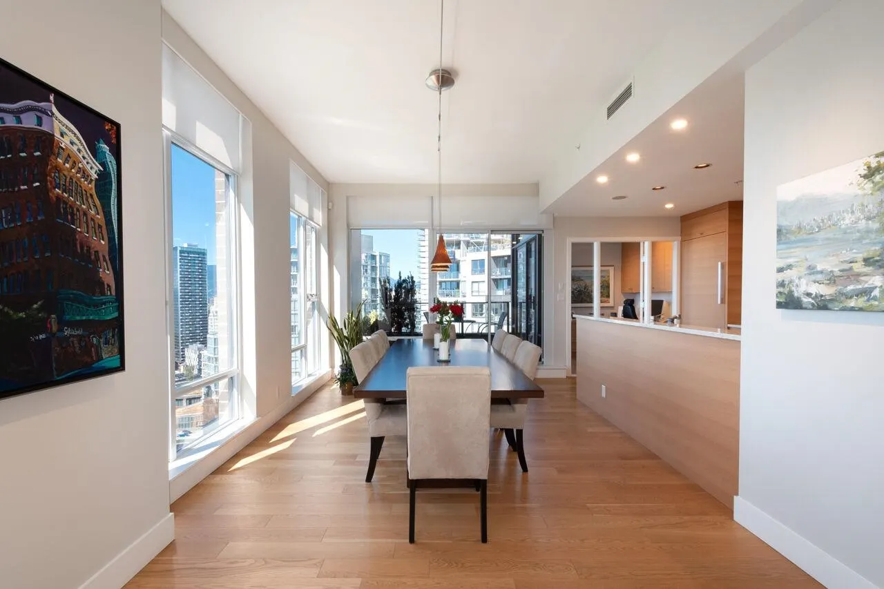 3503 455 Beach Crescent