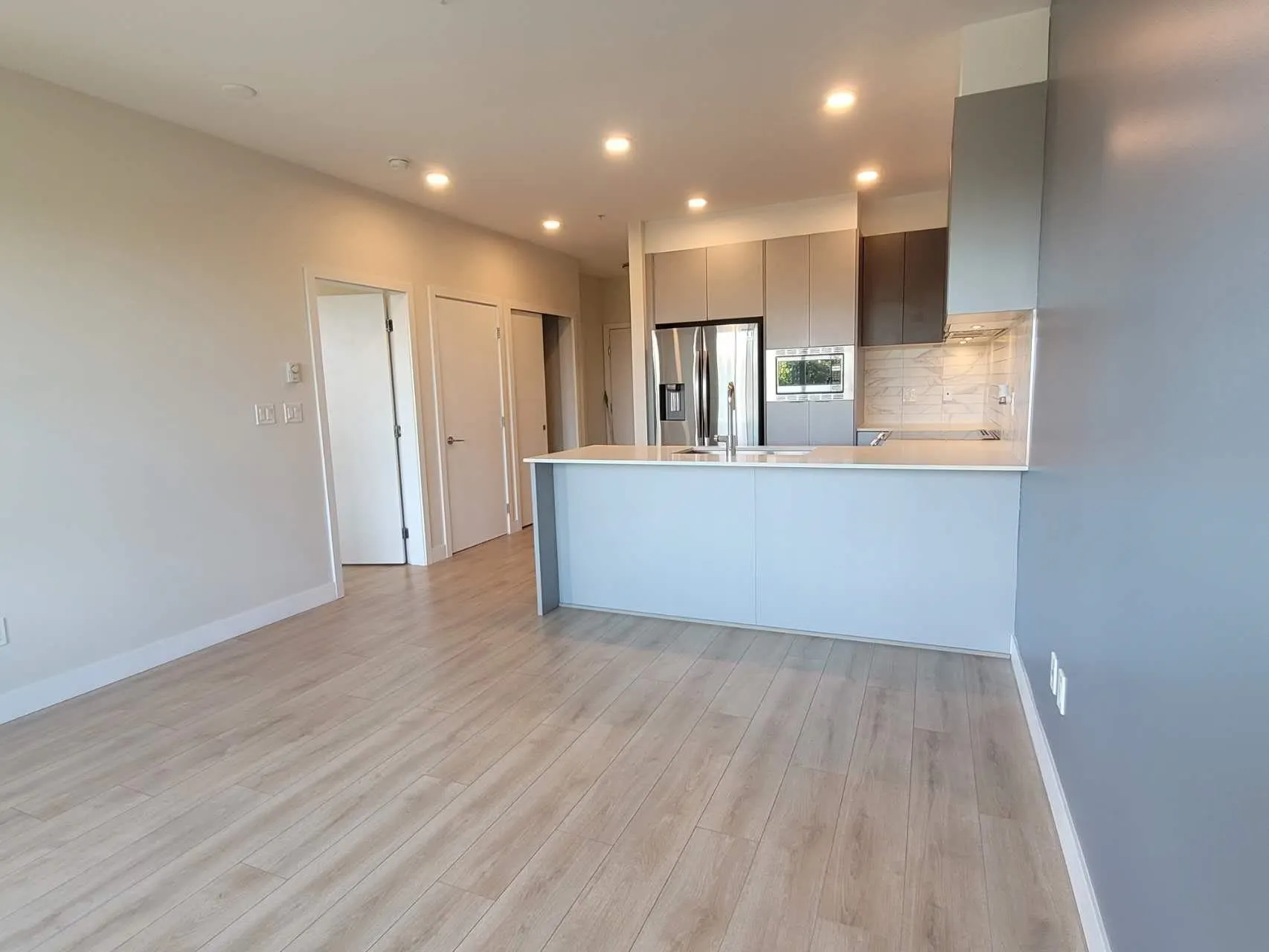 224 1792 Starling Drive