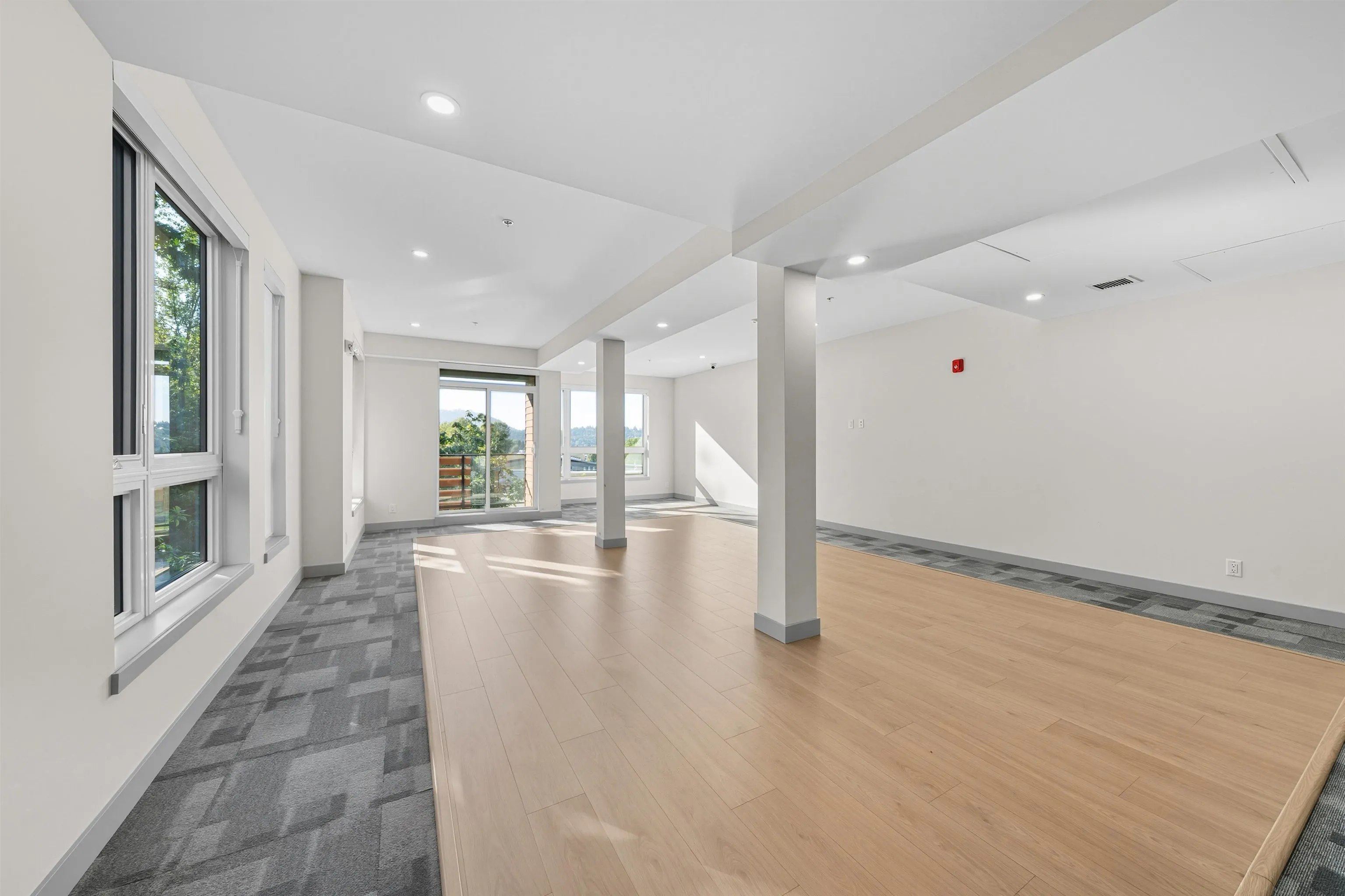 611 150 James Road