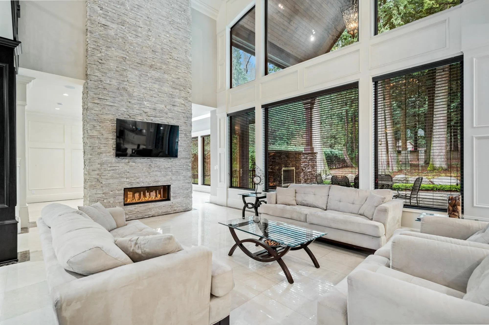 13288 Woodcrest Drive