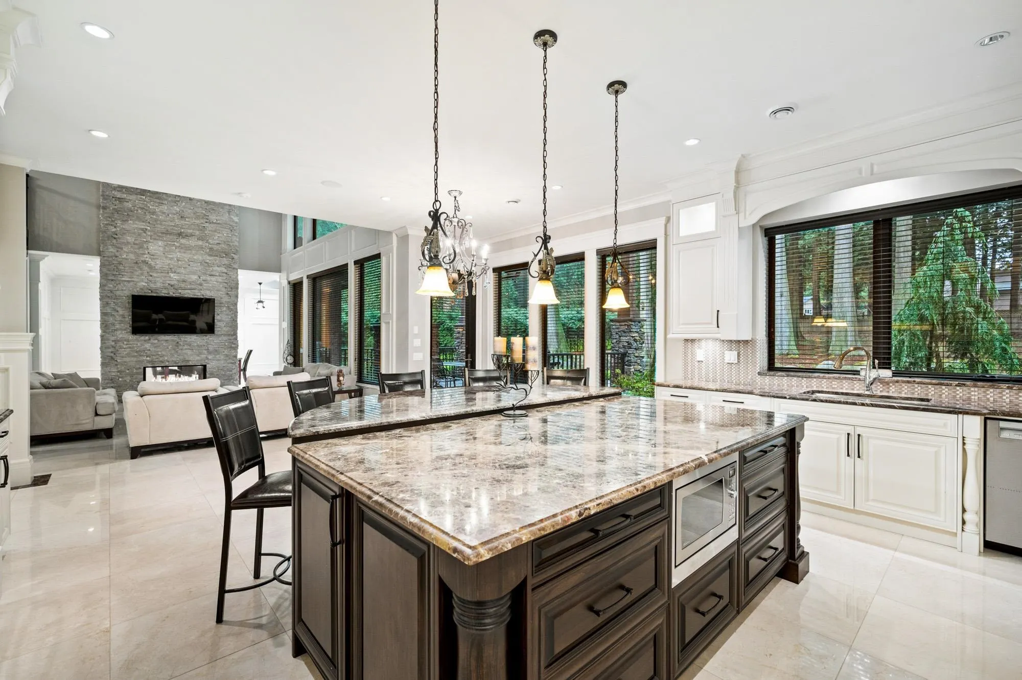 13288 Woodcrest Drive