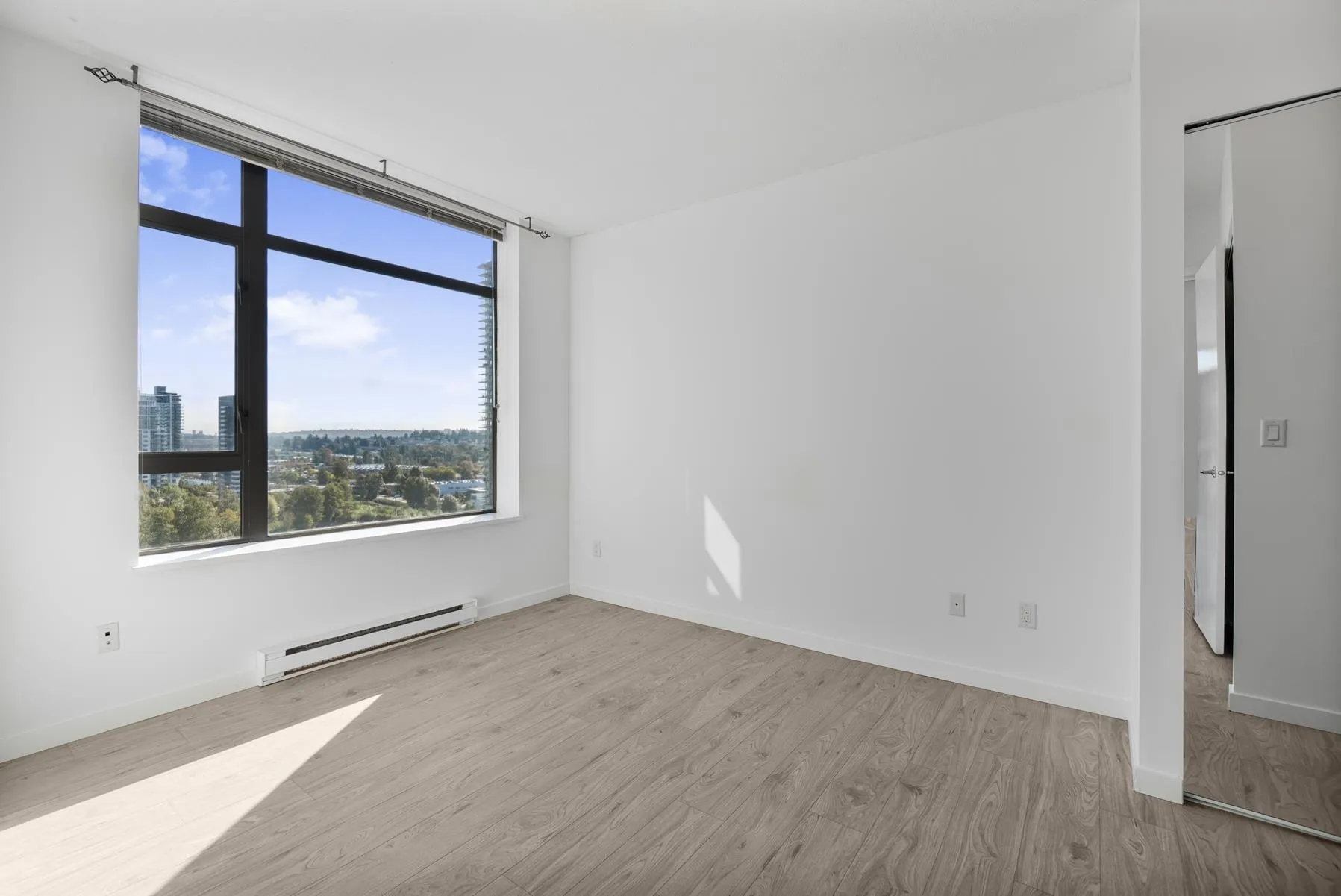 1903 4250 Dawson Street
