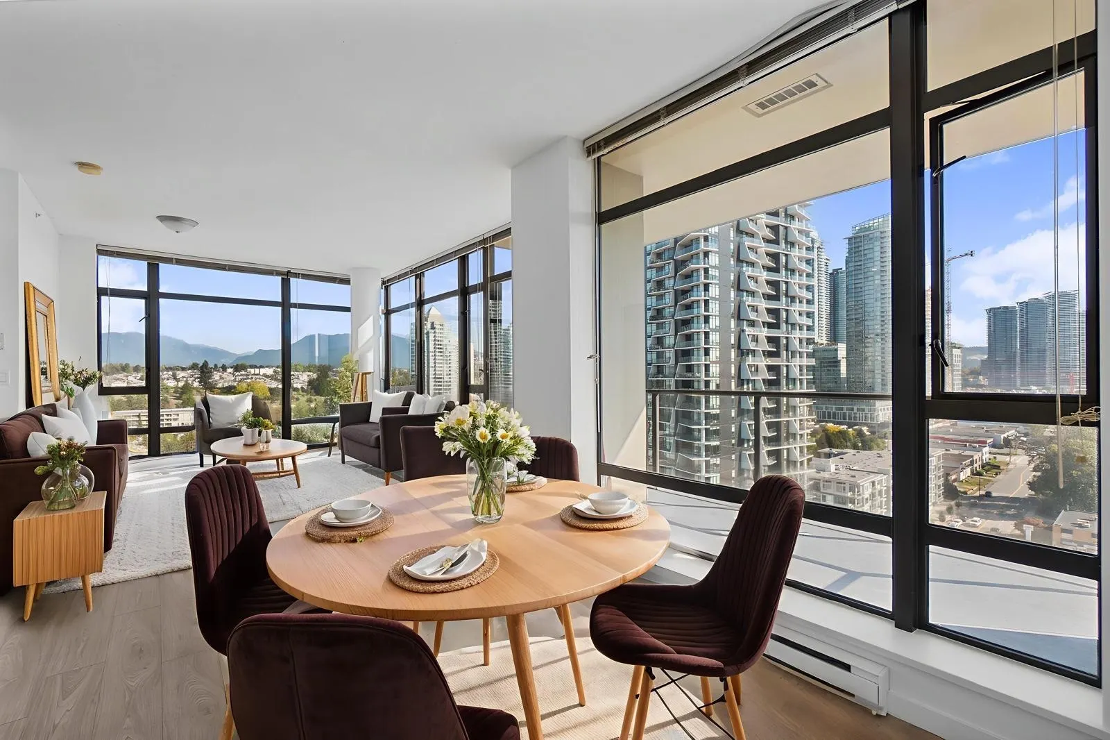 1903 4250 Dawson Street