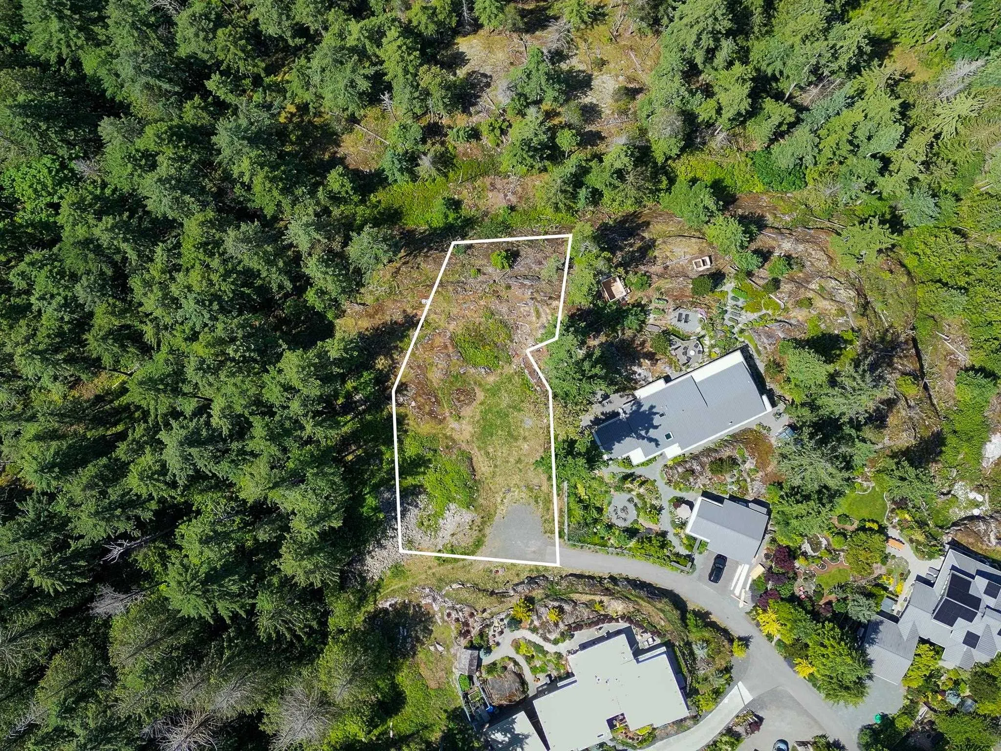 1673 Evergreen Lane