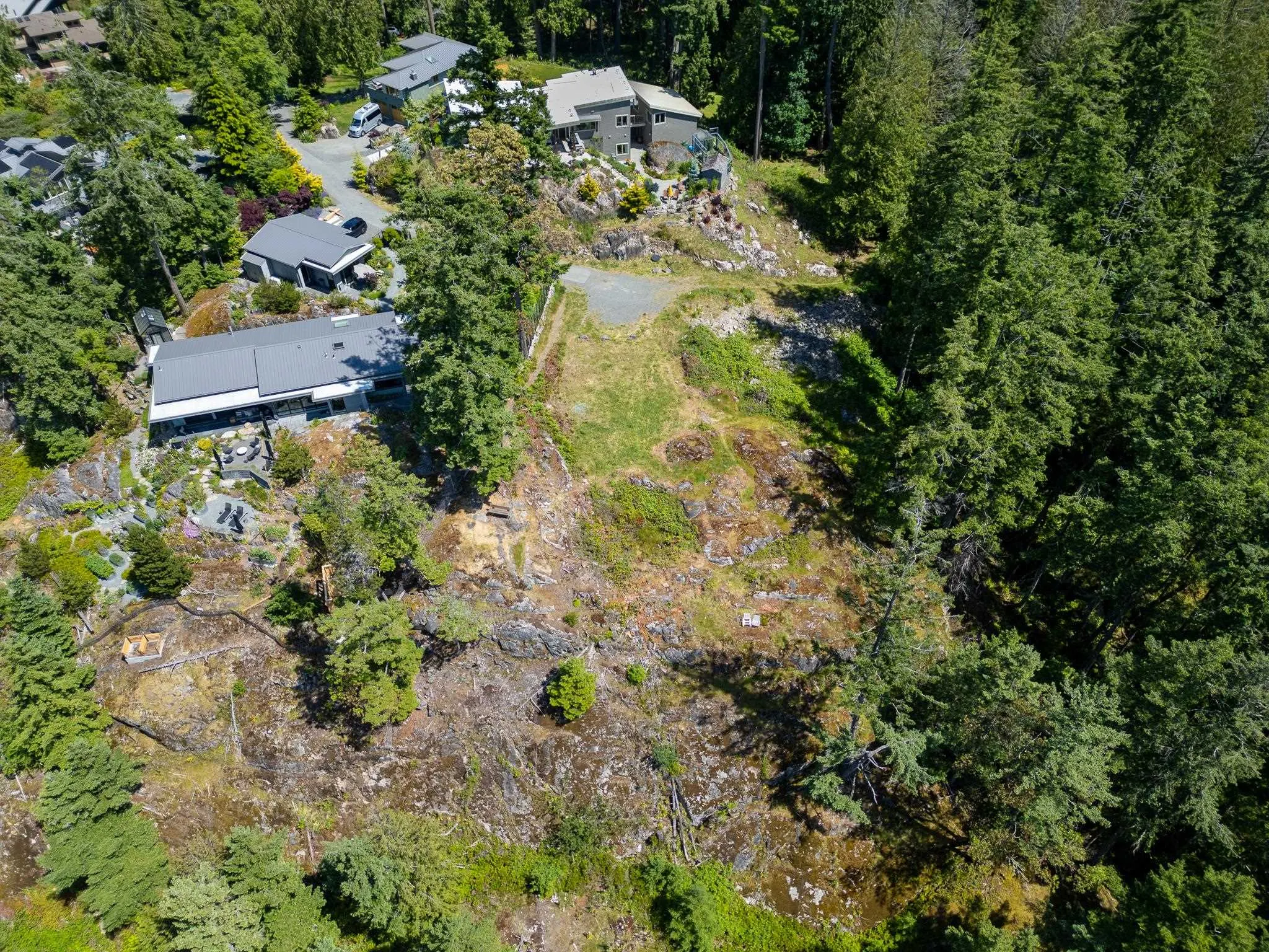 1673 Evergreen Lane