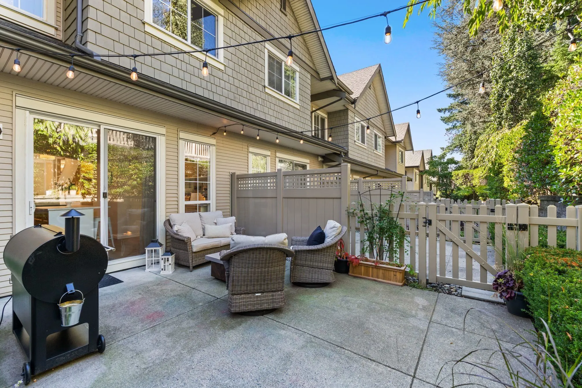 53 9088 Halston Court