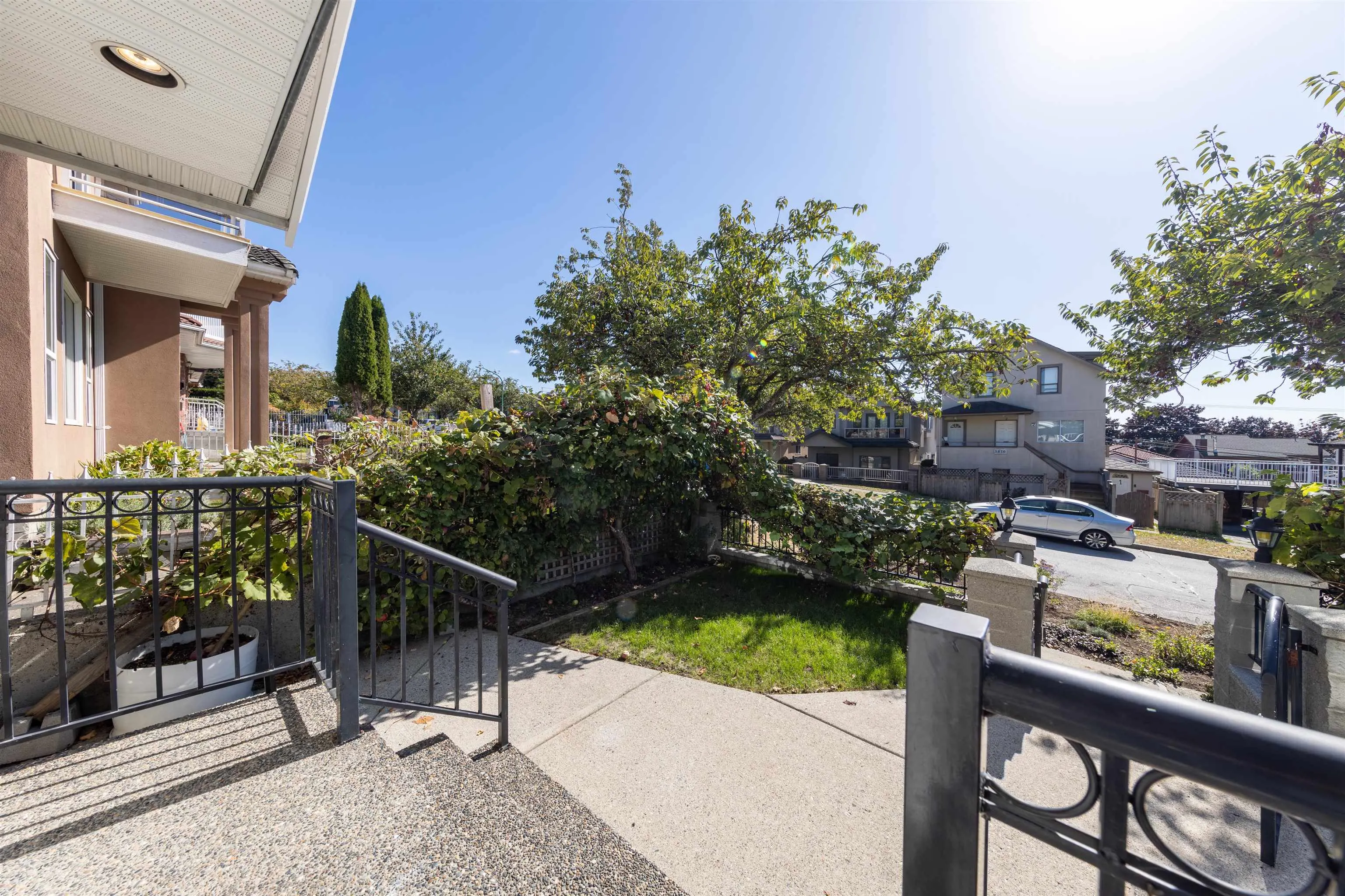 3807 Union Street