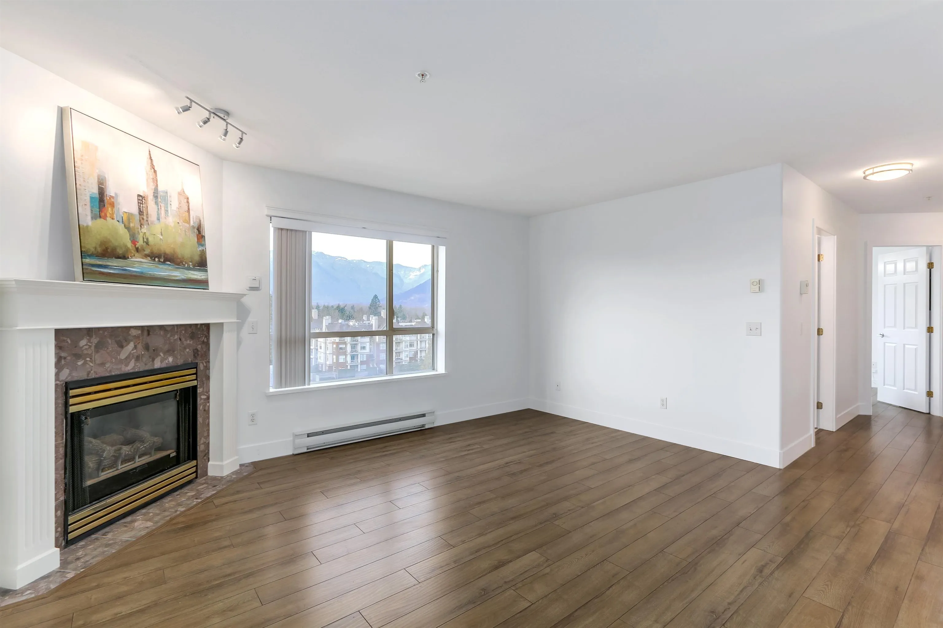 604 45745 Princess Avenue