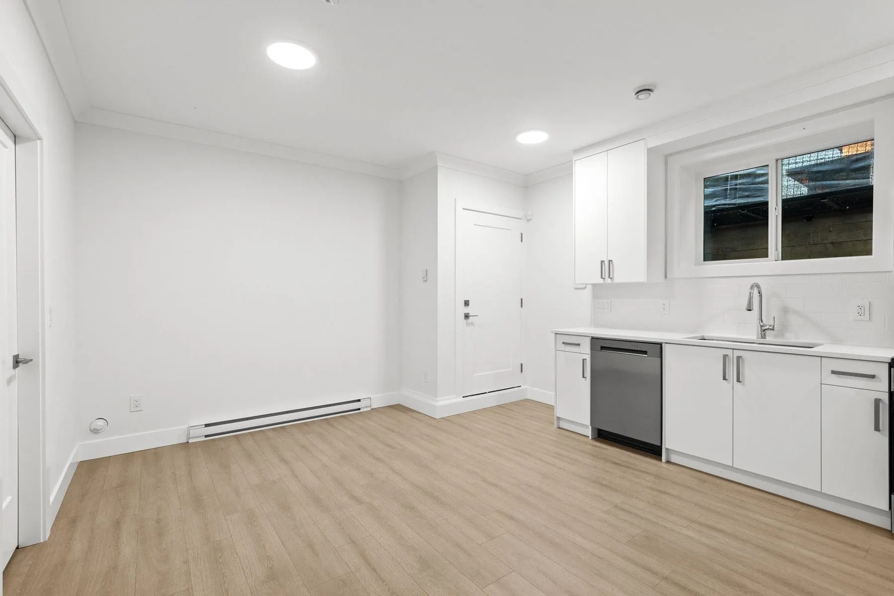 101 16621 18 Avenue