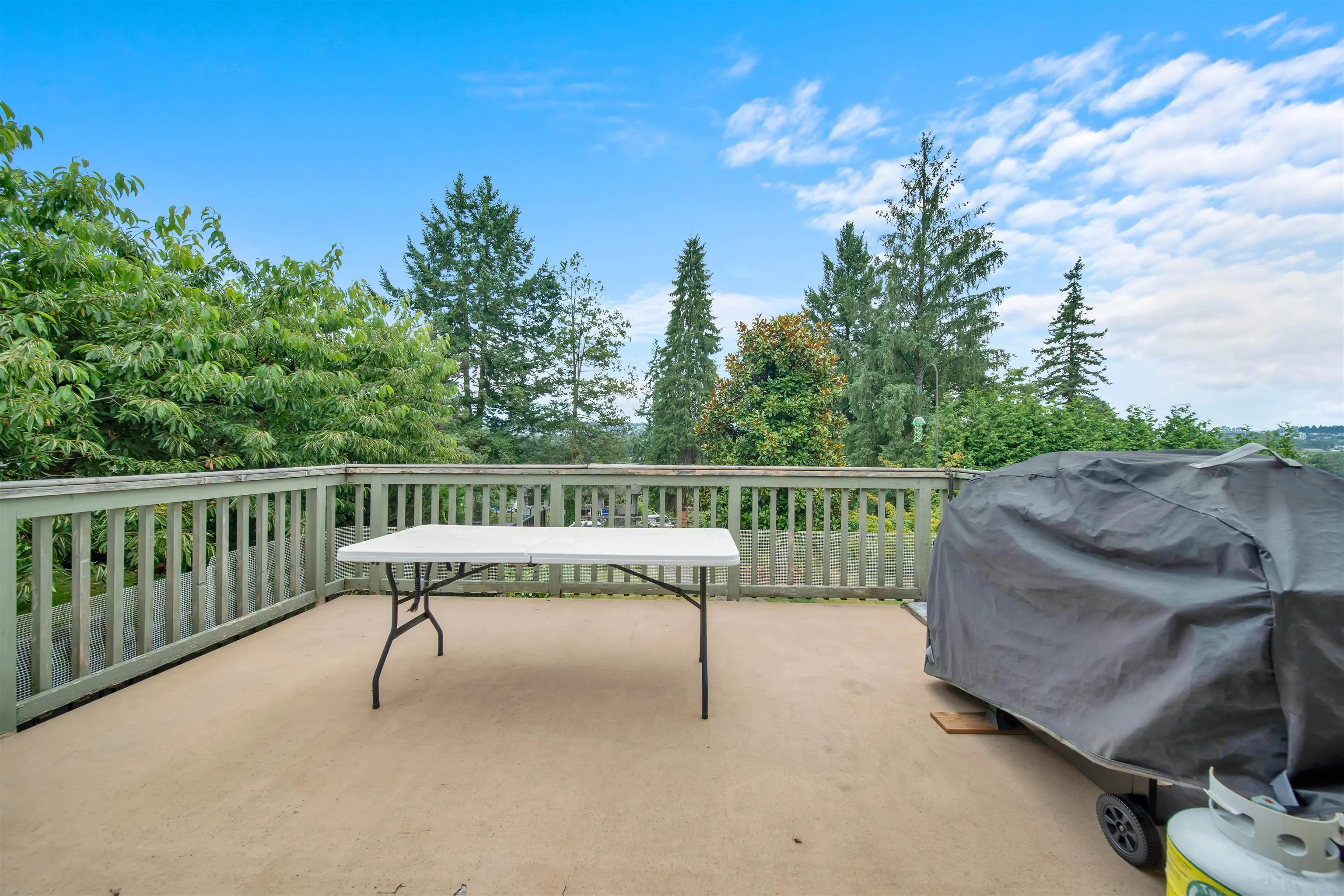 320 Seaforth Crescent