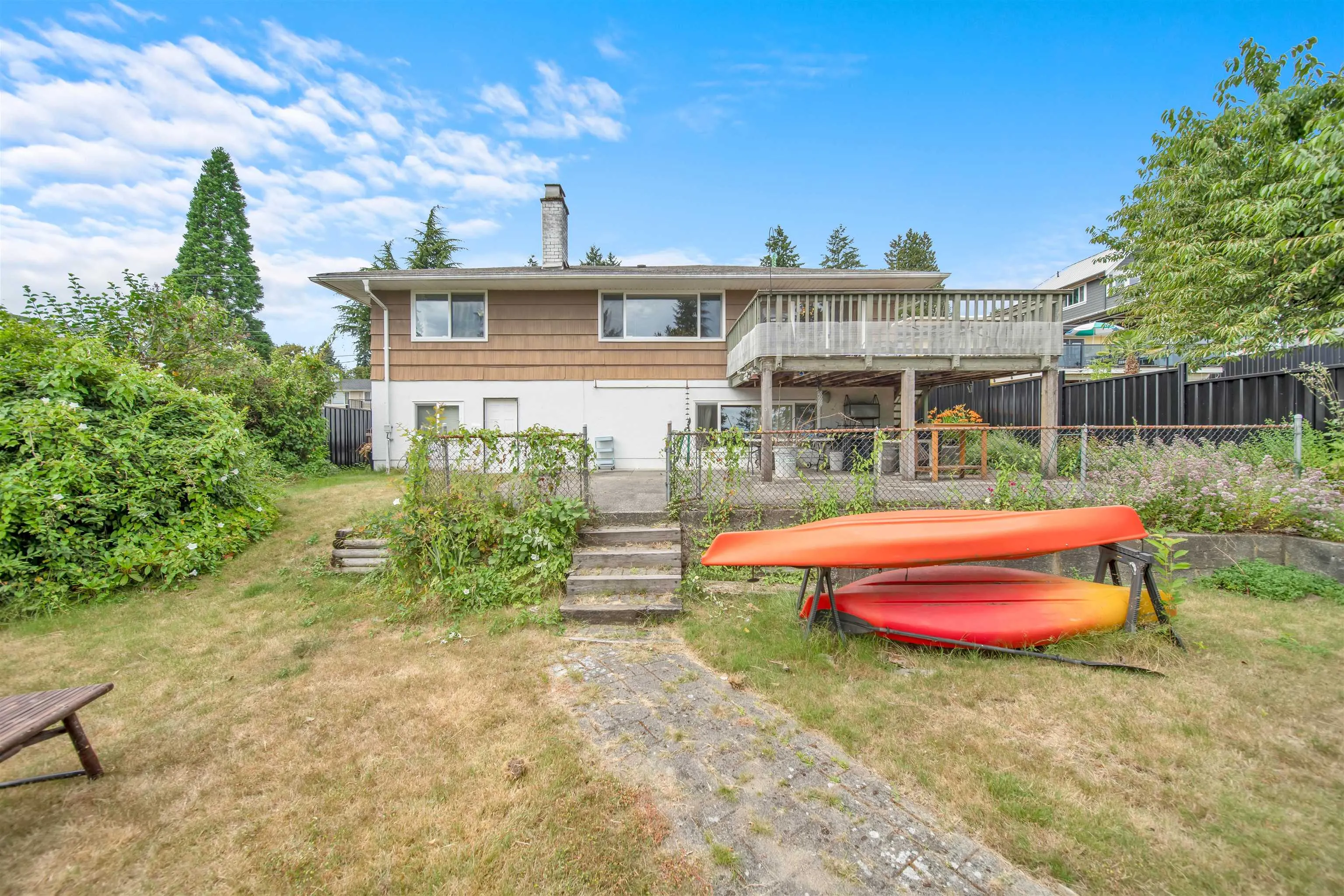 320 Seaforth Crescent