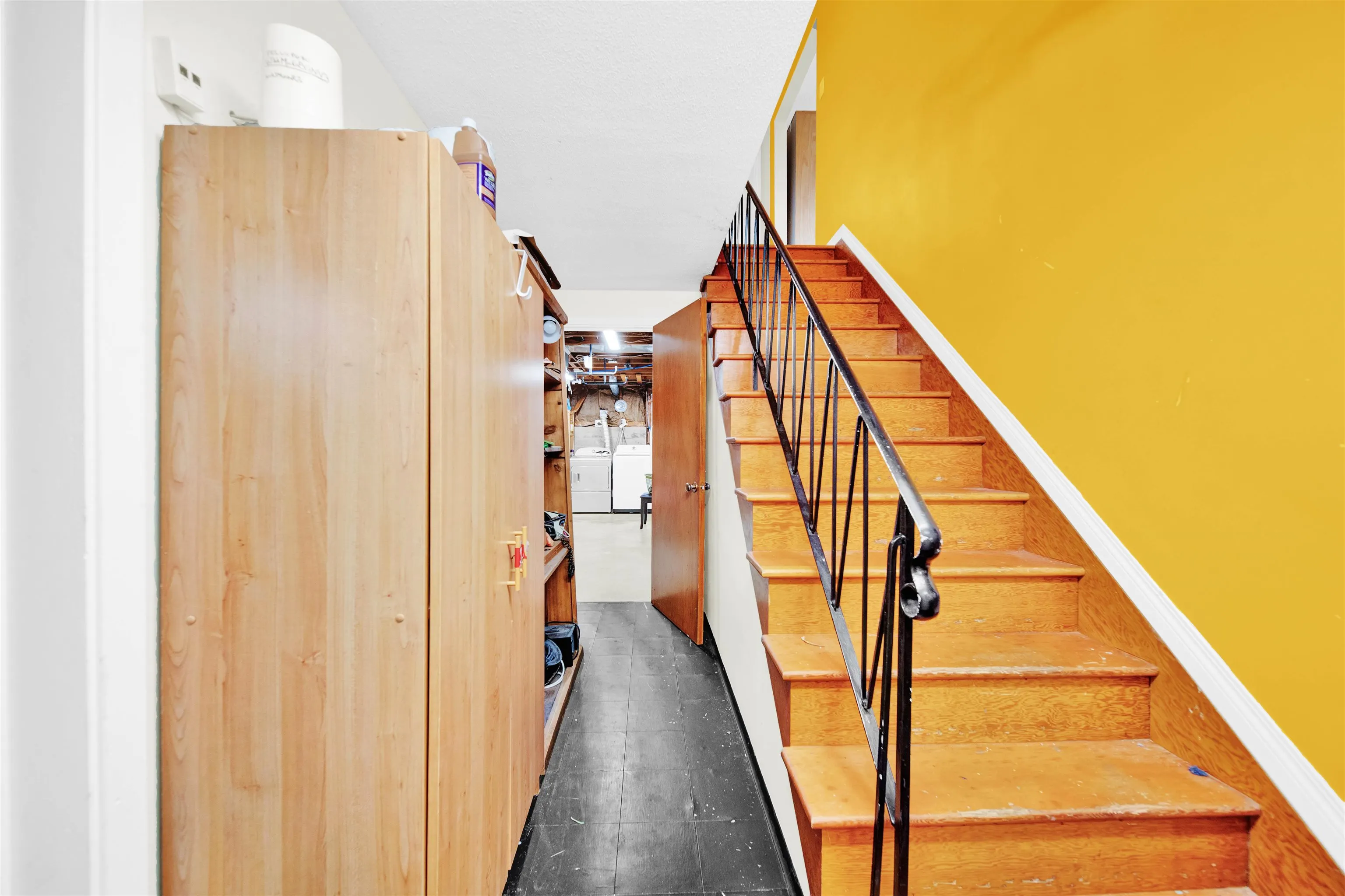 320 Seaforth Crescent