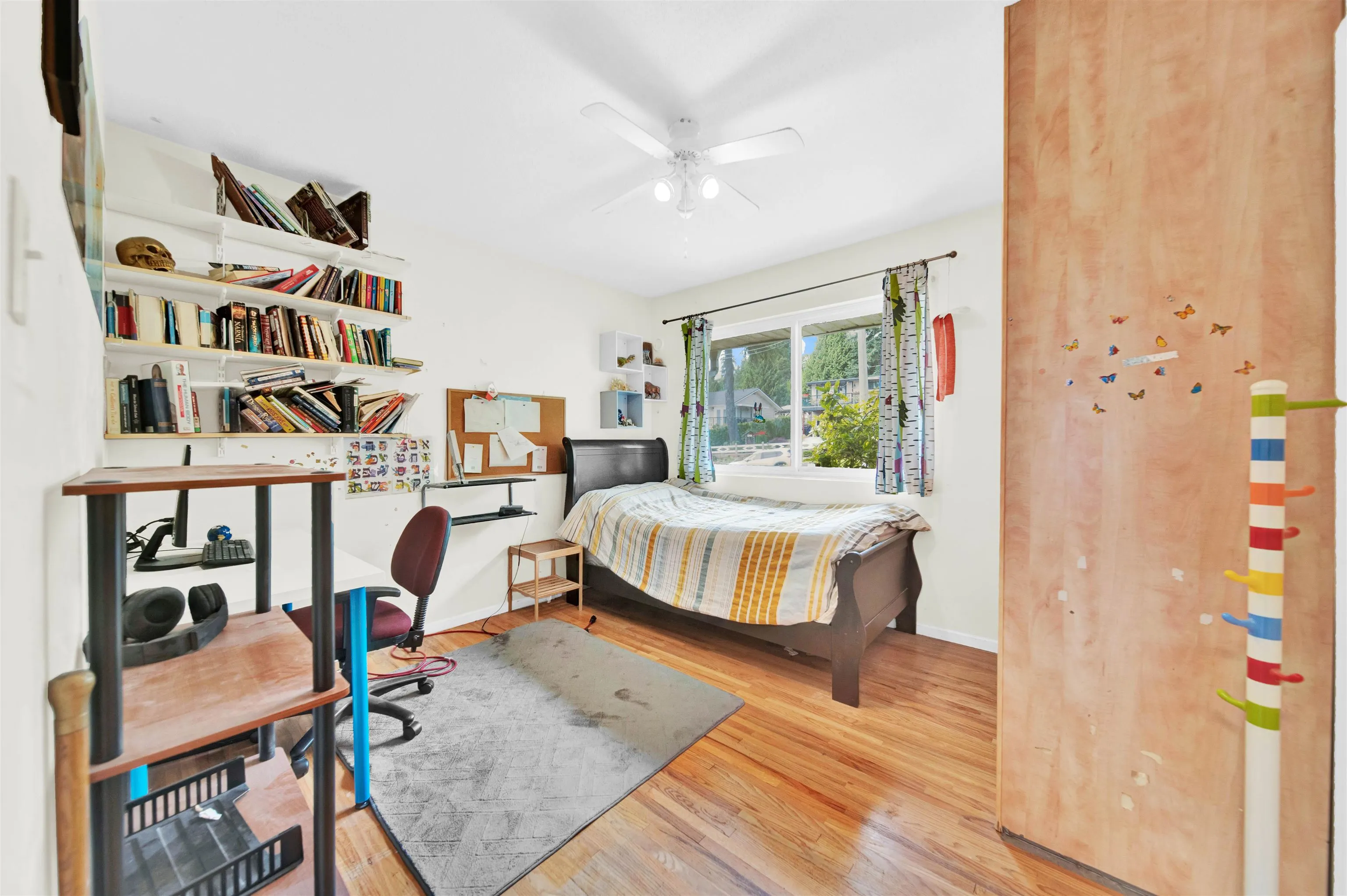 320 Seaforth Crescent