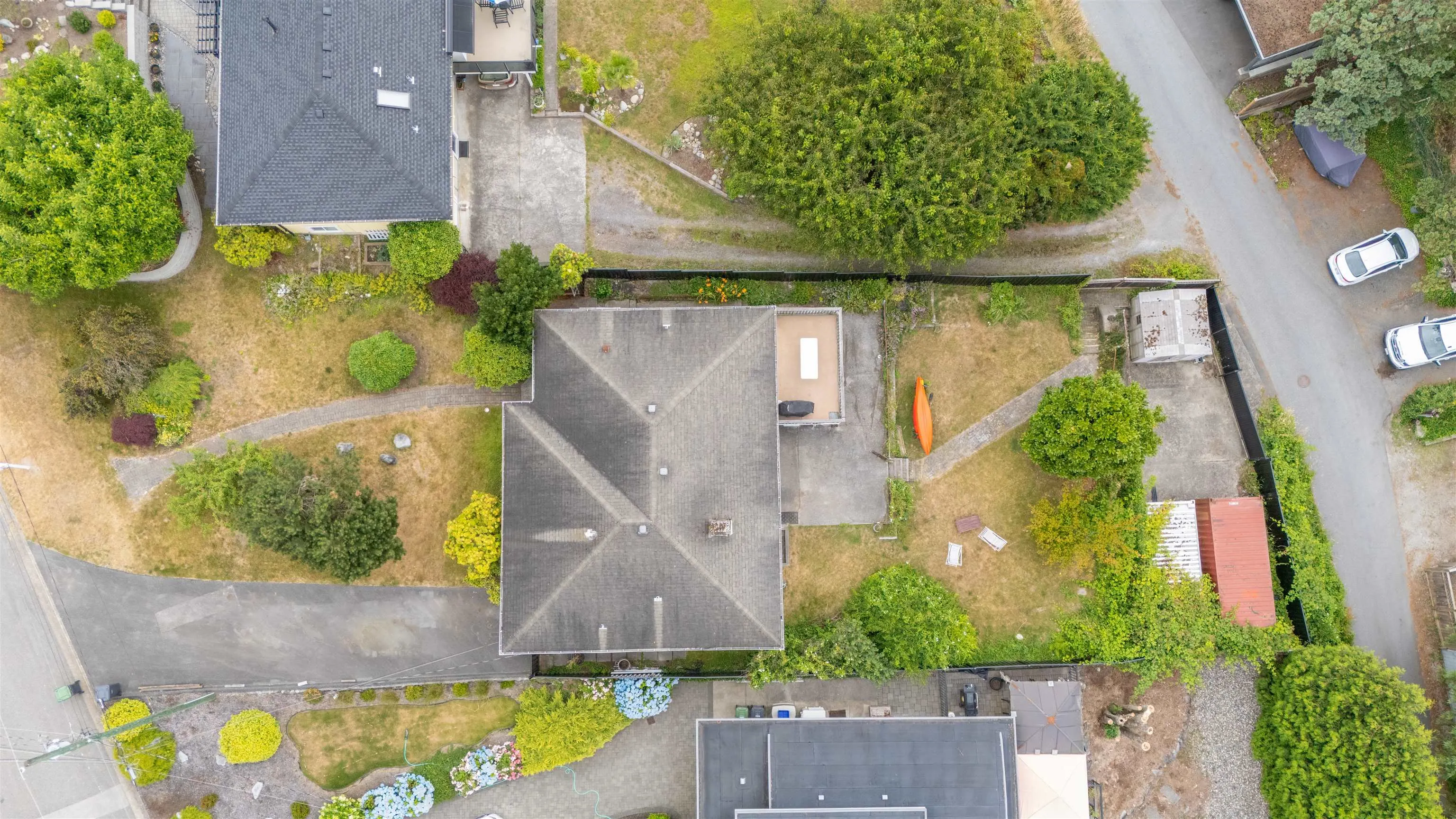 320 Seaforth Crescent