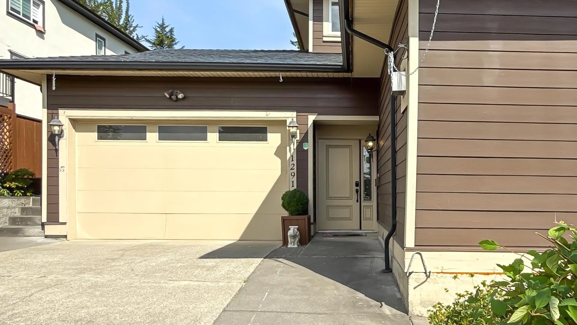 1291 Lansdowne Drive