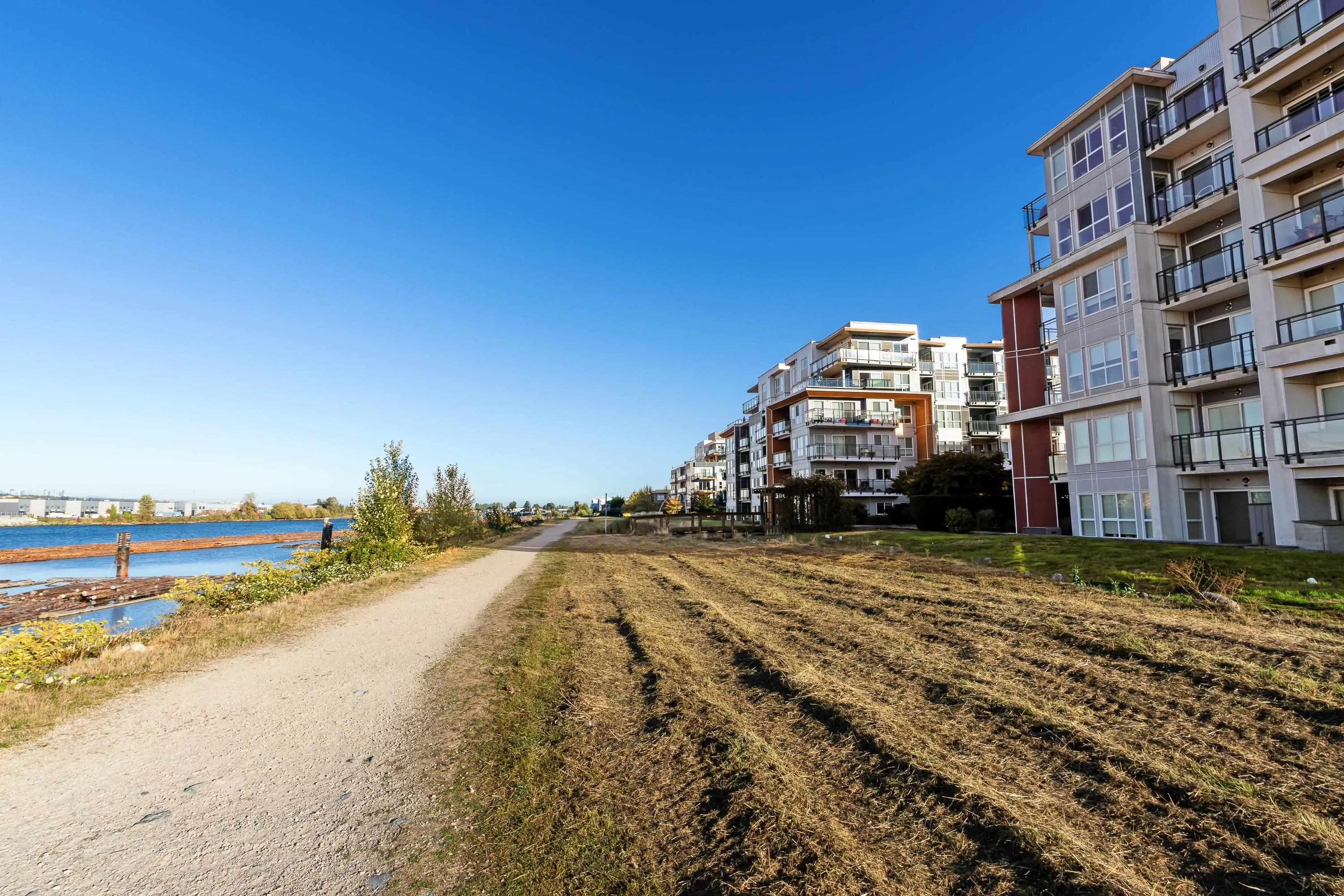 208 10011 River Drive