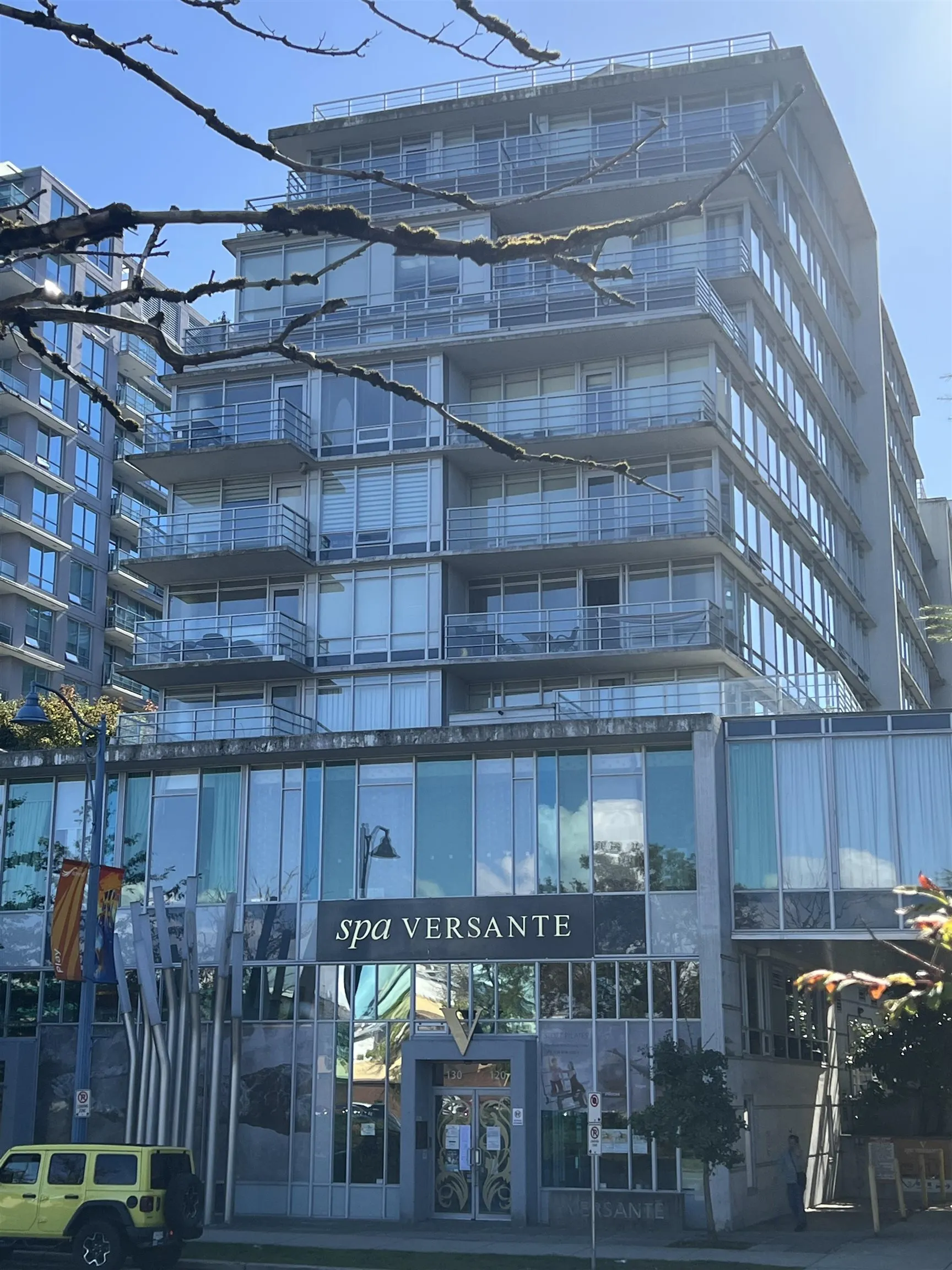501 8280 Lansdowne Road