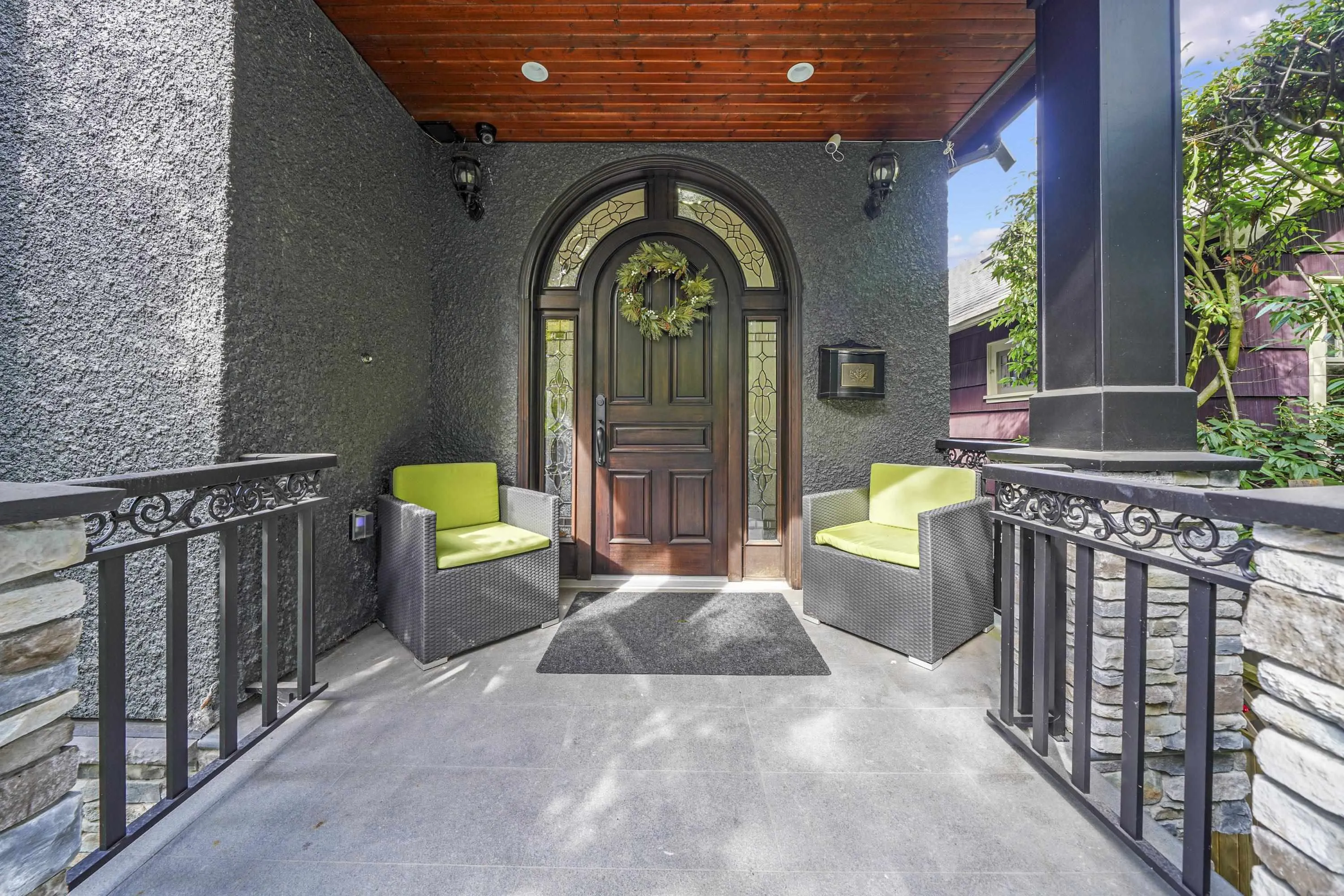 3339 W 27th Avenue