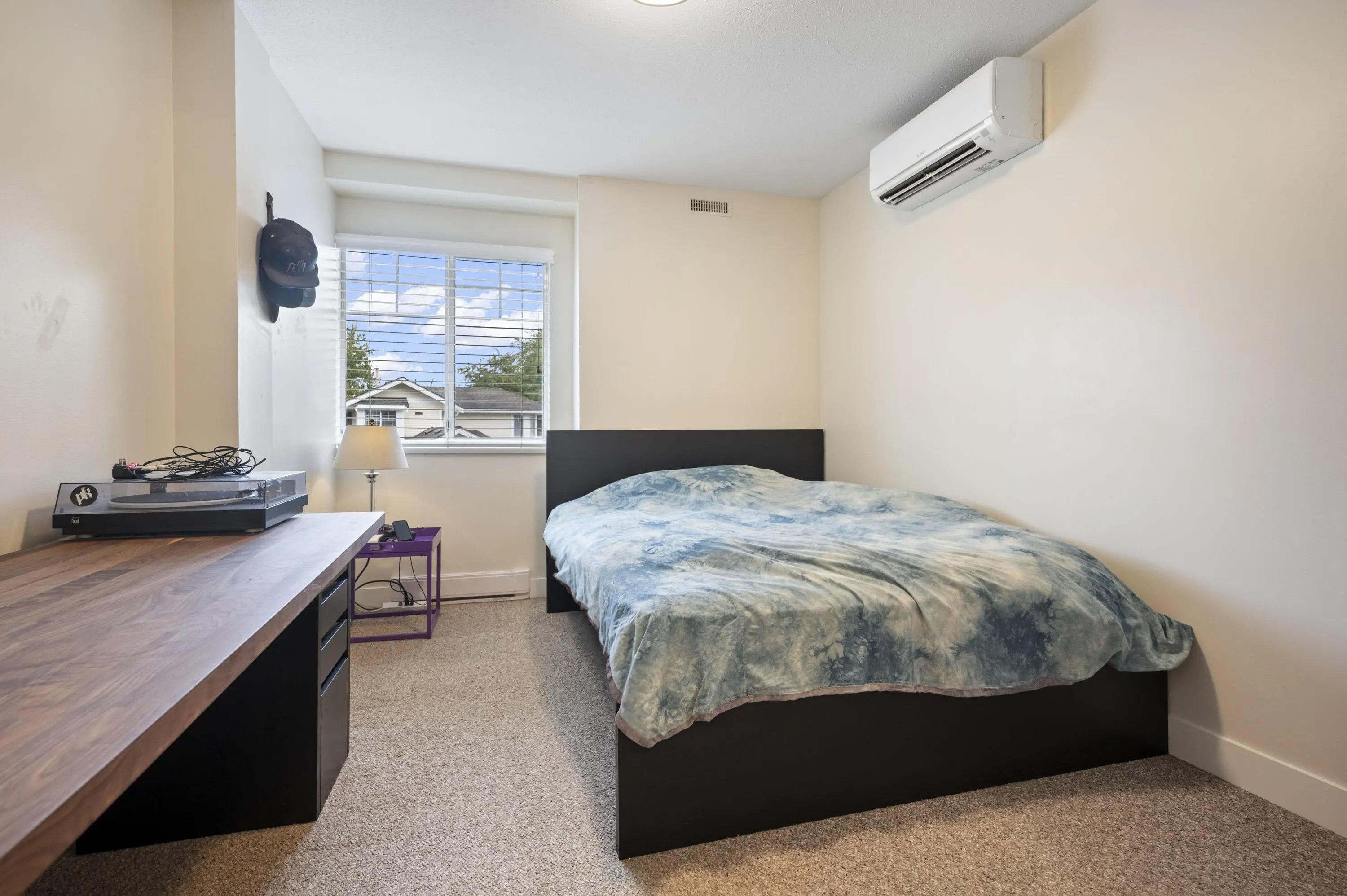 62 8737 212th Street