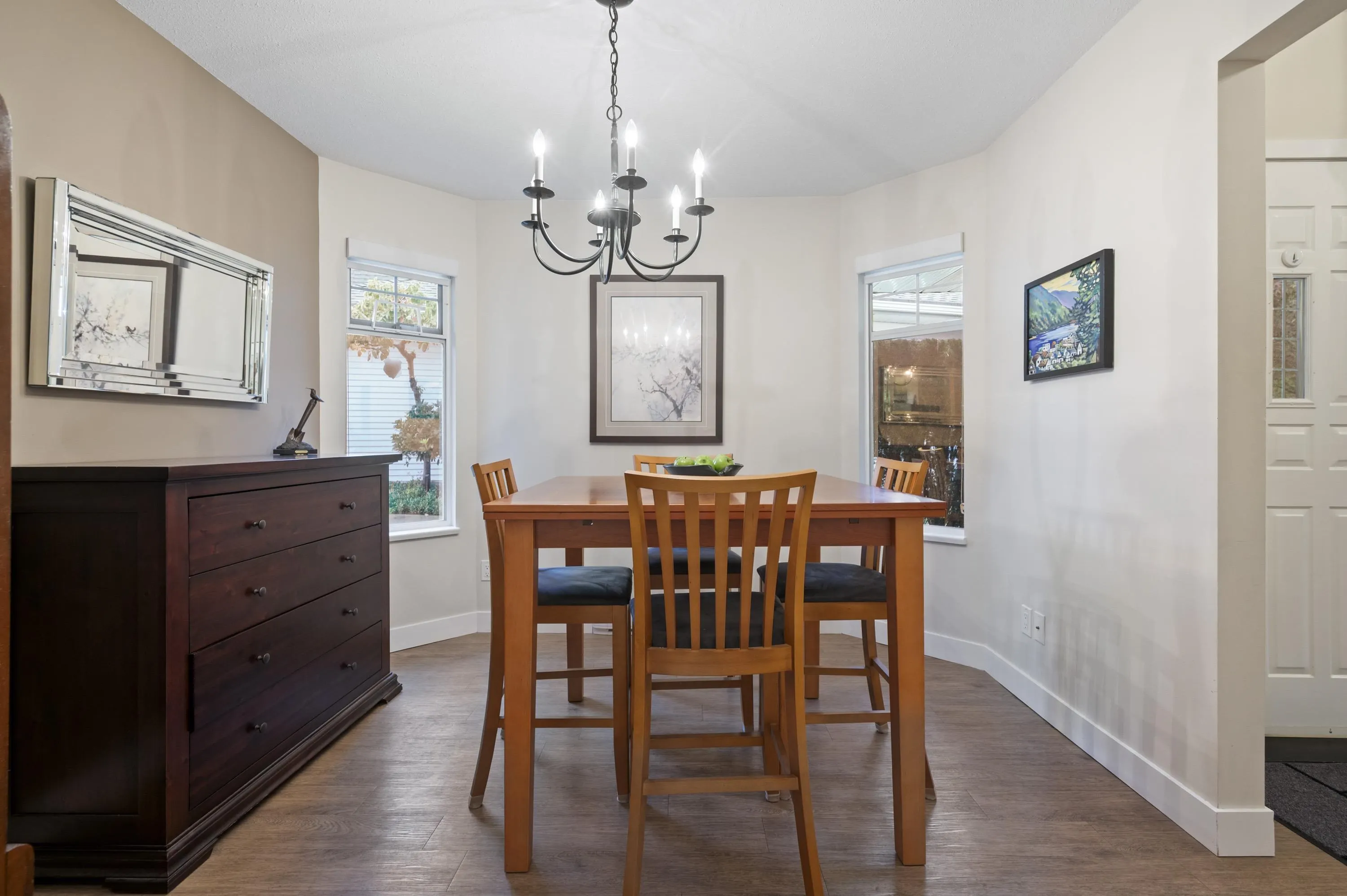 62 8737 212th Street