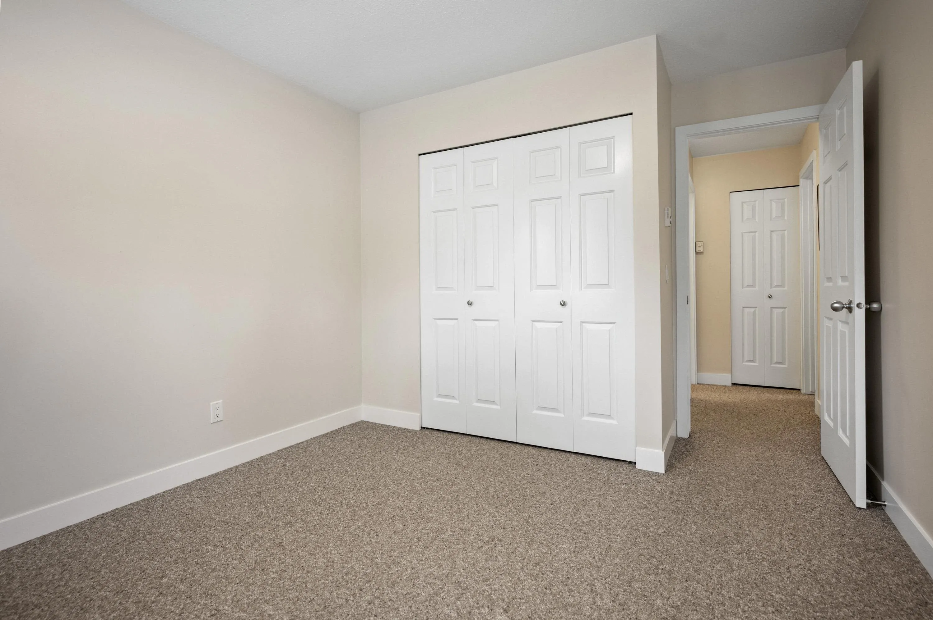 62 8737 212th Street