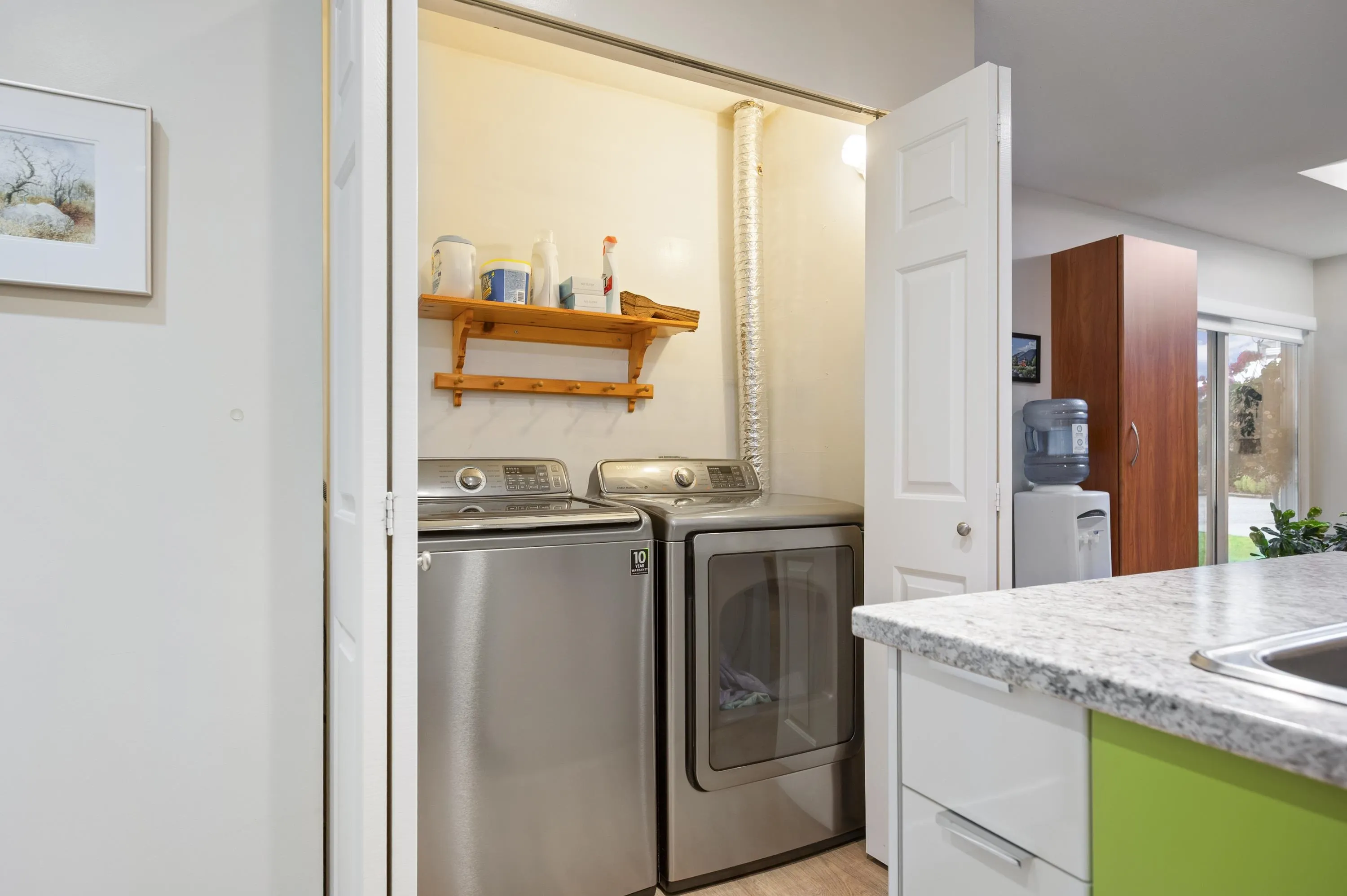 62 8737 212th Street